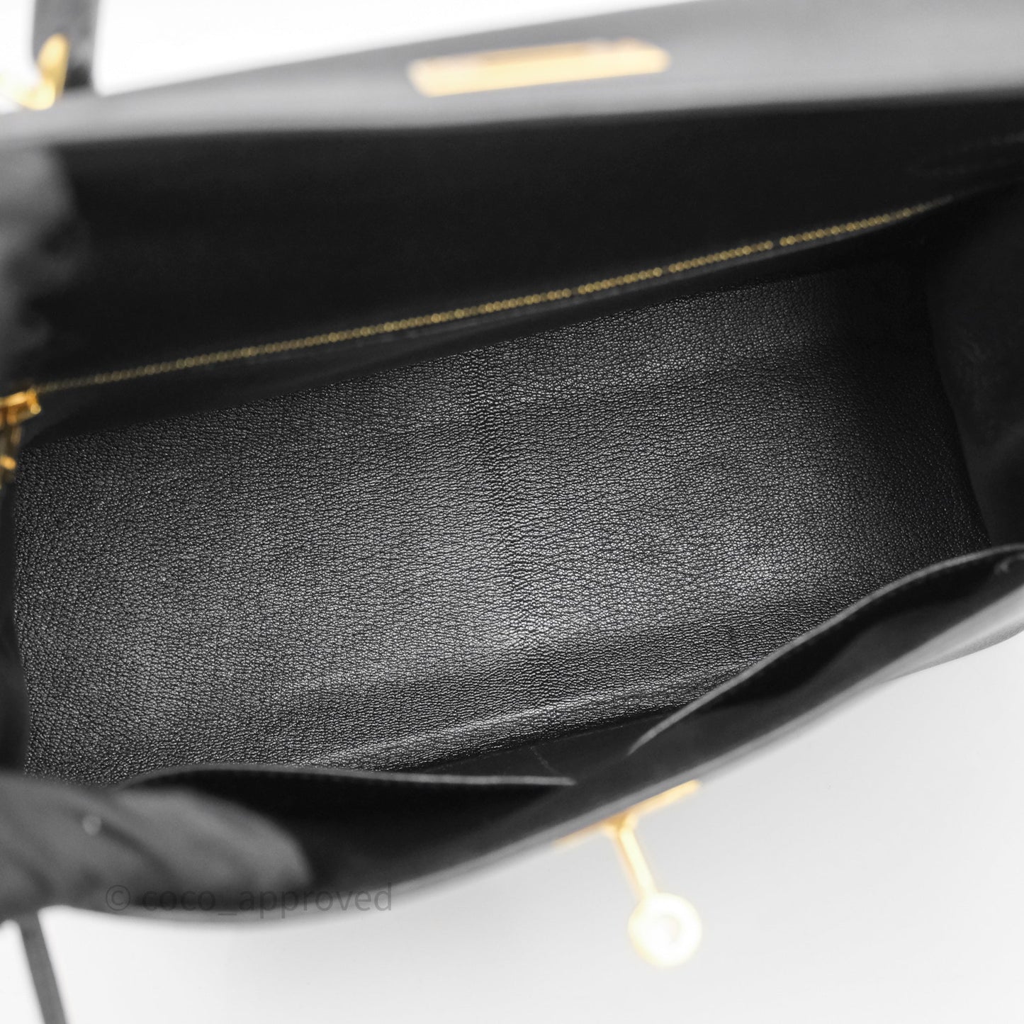 Hermès Kelly 28 Noir 89 Epsom Gold Hardware