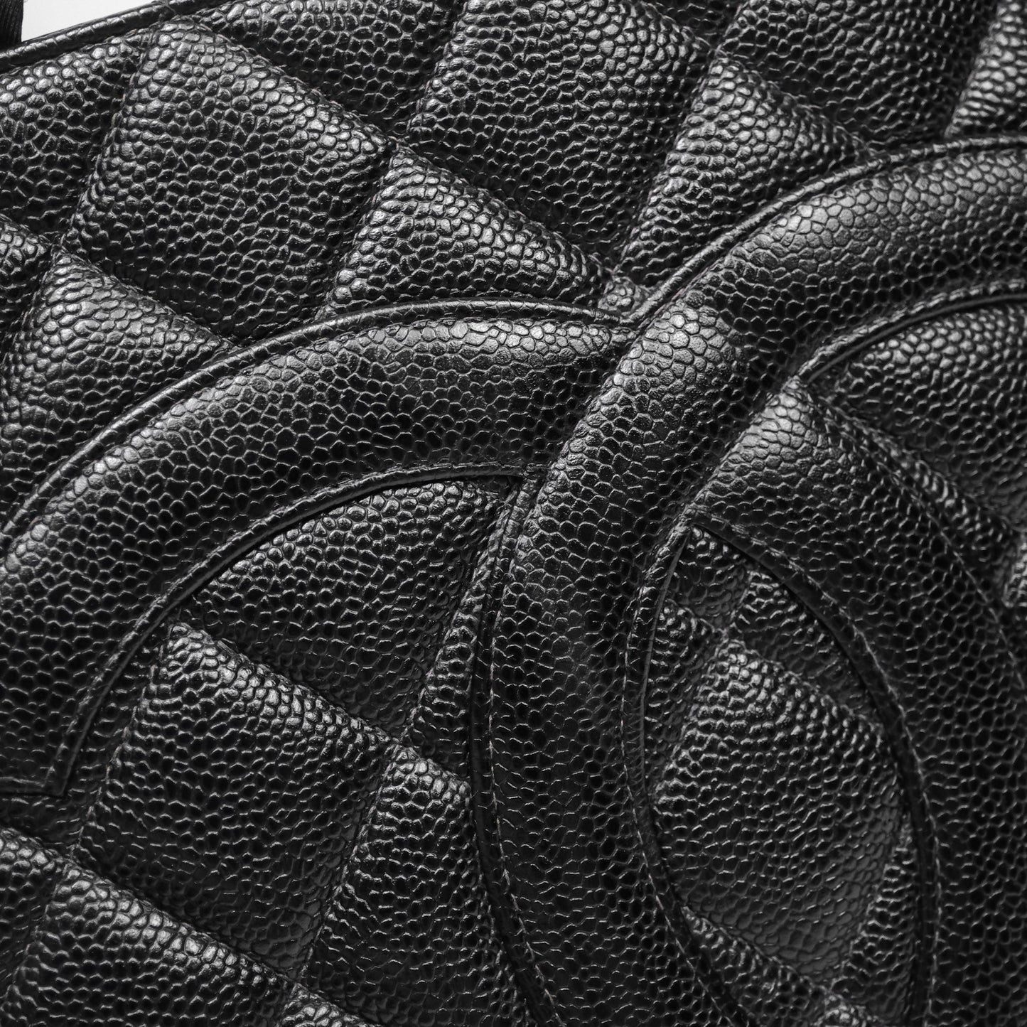 Chanel Vintage Medallion CC Tote Bag Black Caviar Gold Hardware