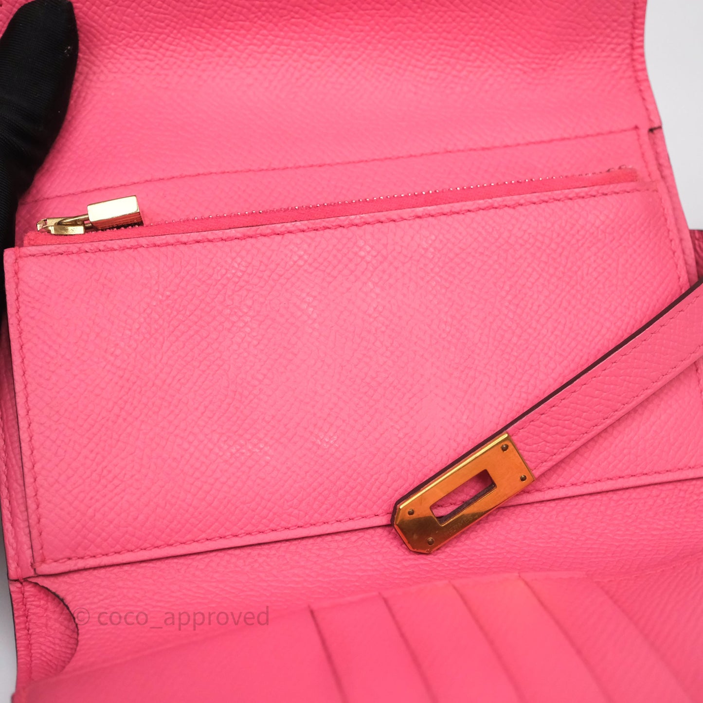 Hermès Kelly Depliant Medium Wallet Rose Epsom Gold Hardware