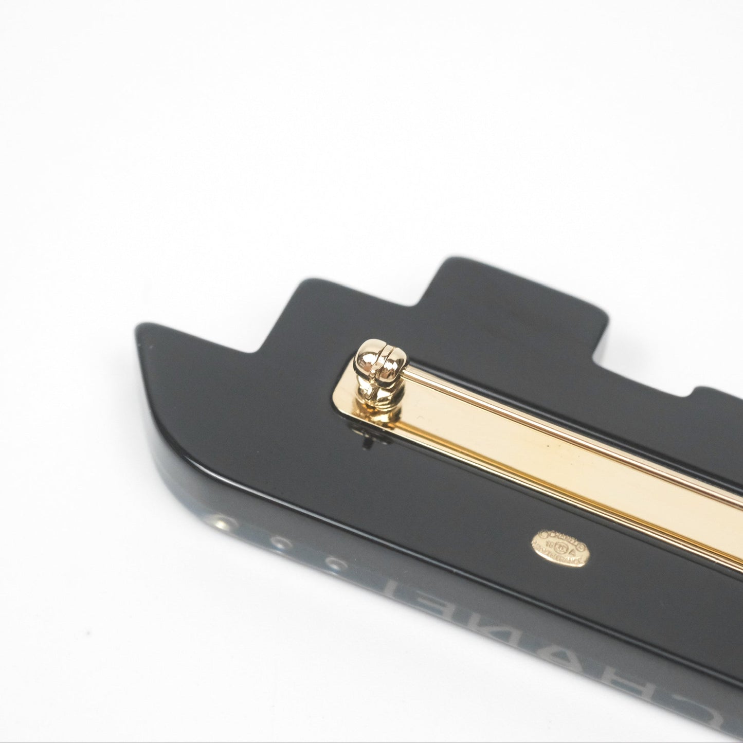 Chanel Resin CC Cruise Ship Brooch 18A