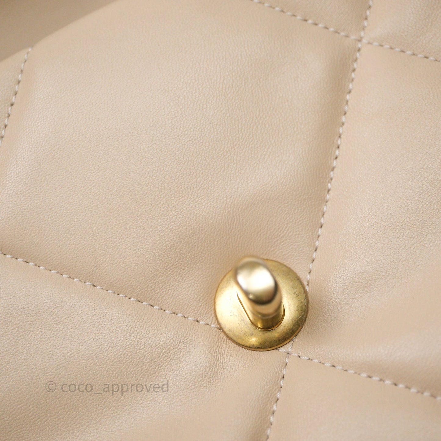 Chanel 19 Small Beige Lambskin Mixed Hardware