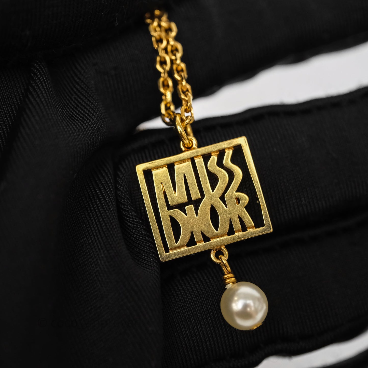 Christian Dior Miss Dior Necklace Gold Tone