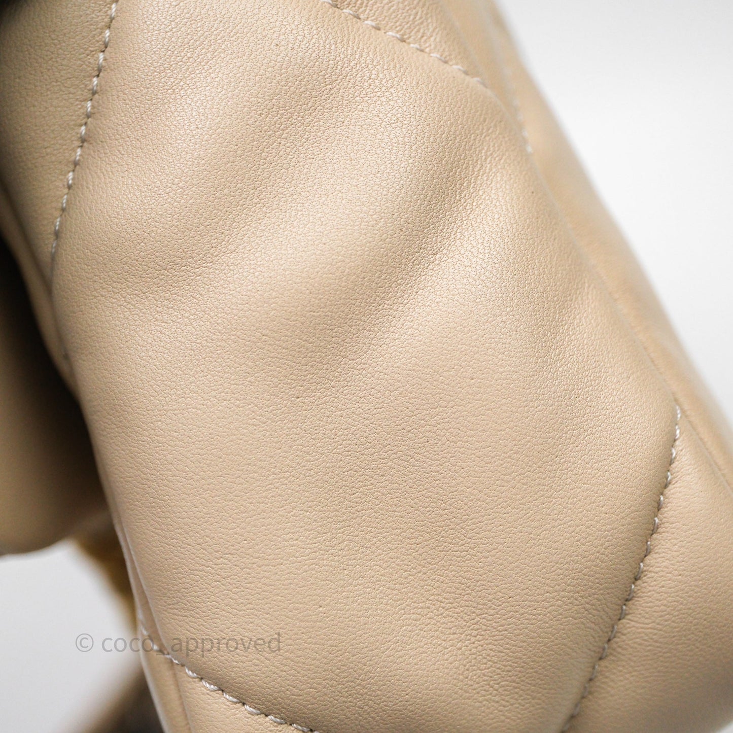 Chanel 19 Small Beige Lambskin Mixed Hardware