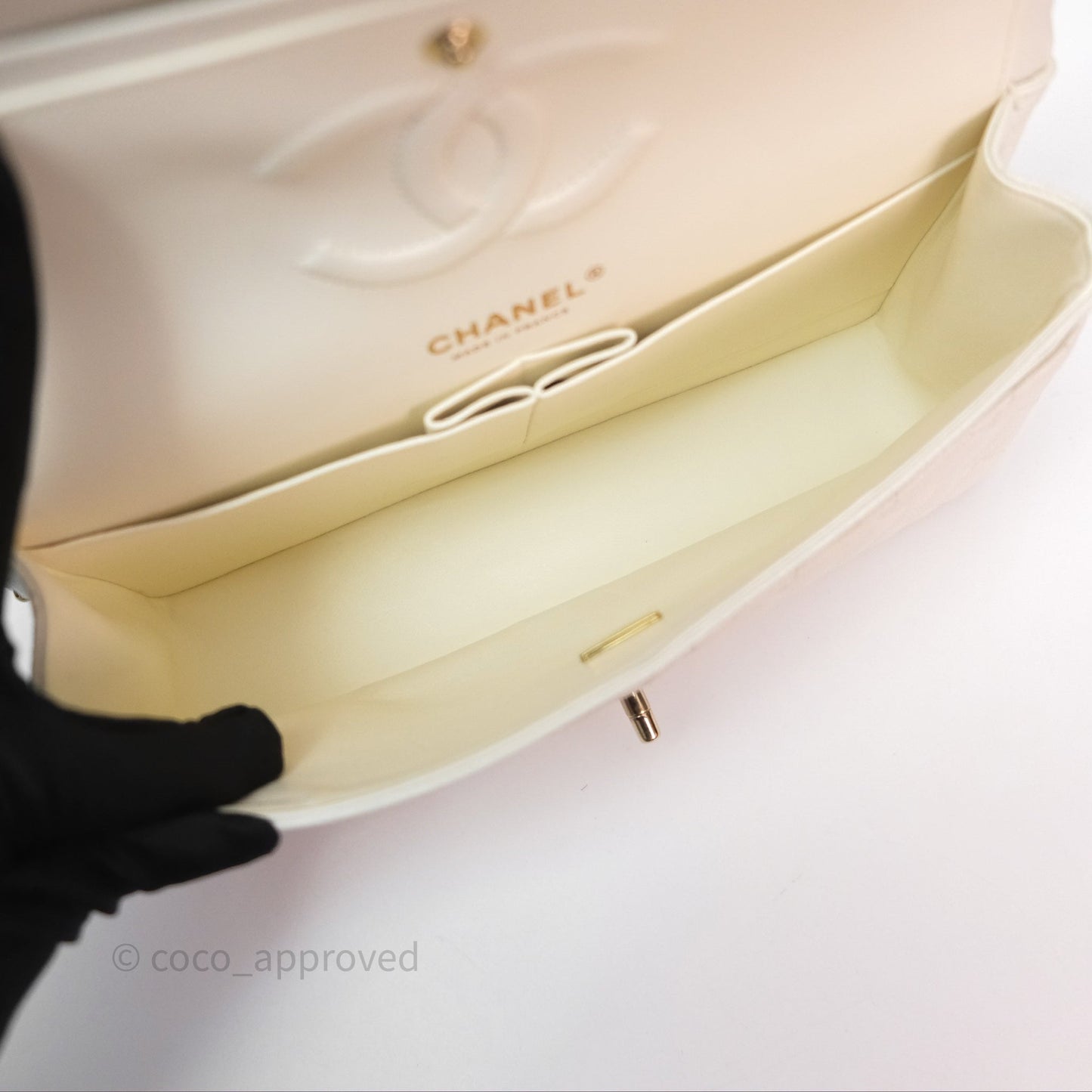 Chanel M/L Medium Classic Flap Quilted White Caviar Gold Hardware