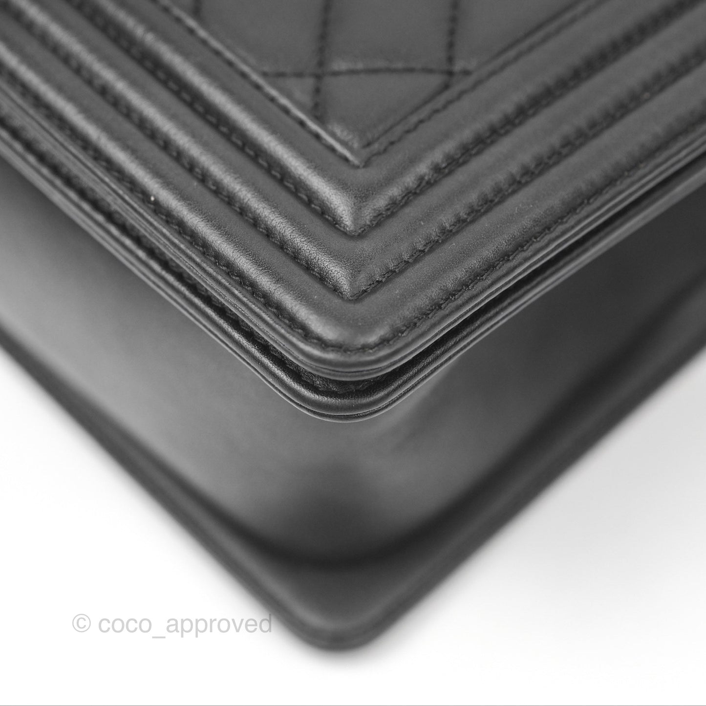 Chanel Quilted Medium Boy Black Calfskin Ruthenium Hardware