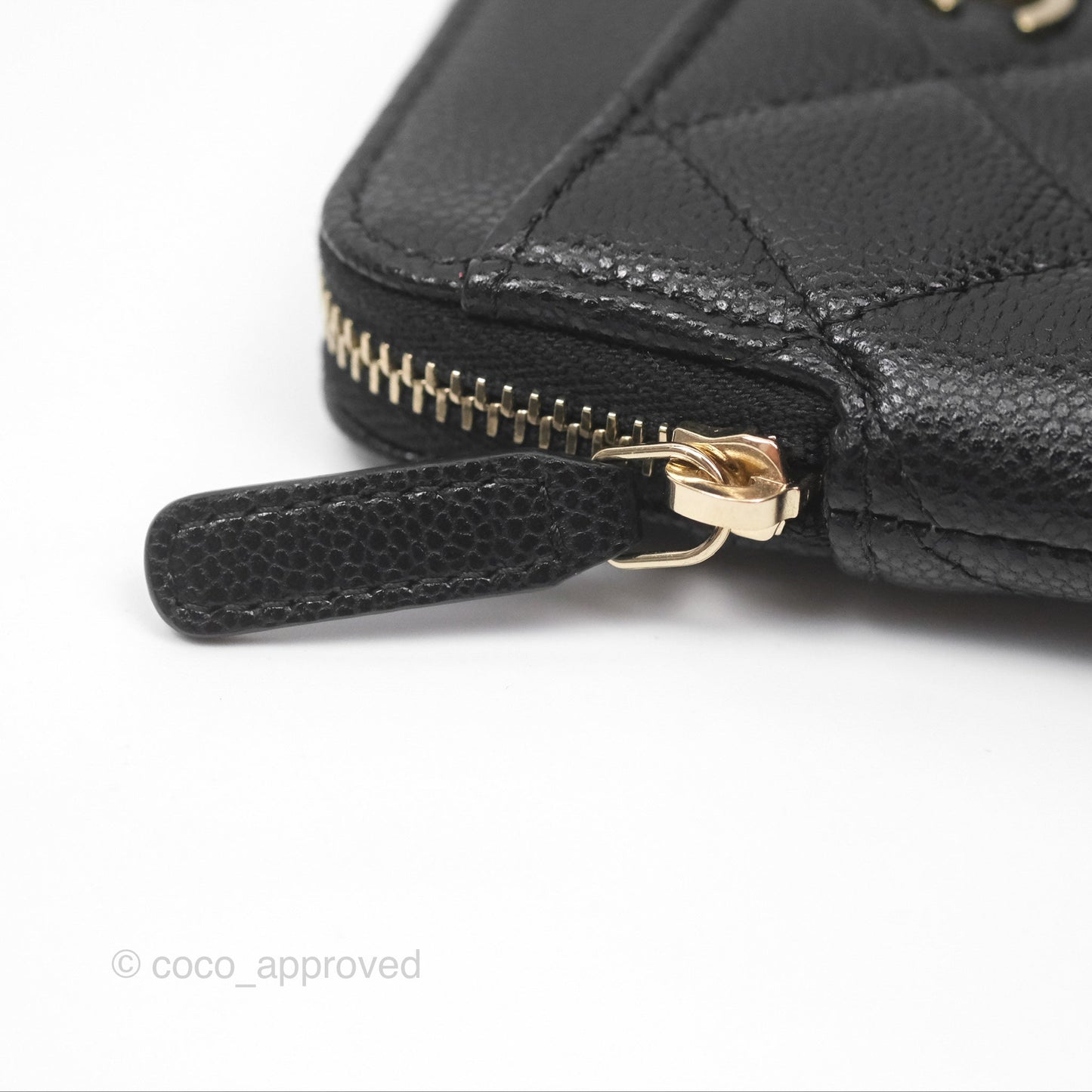 Chanel Quilted Classic Zip Card Holder Wallet Black Caviar Gold Hardware