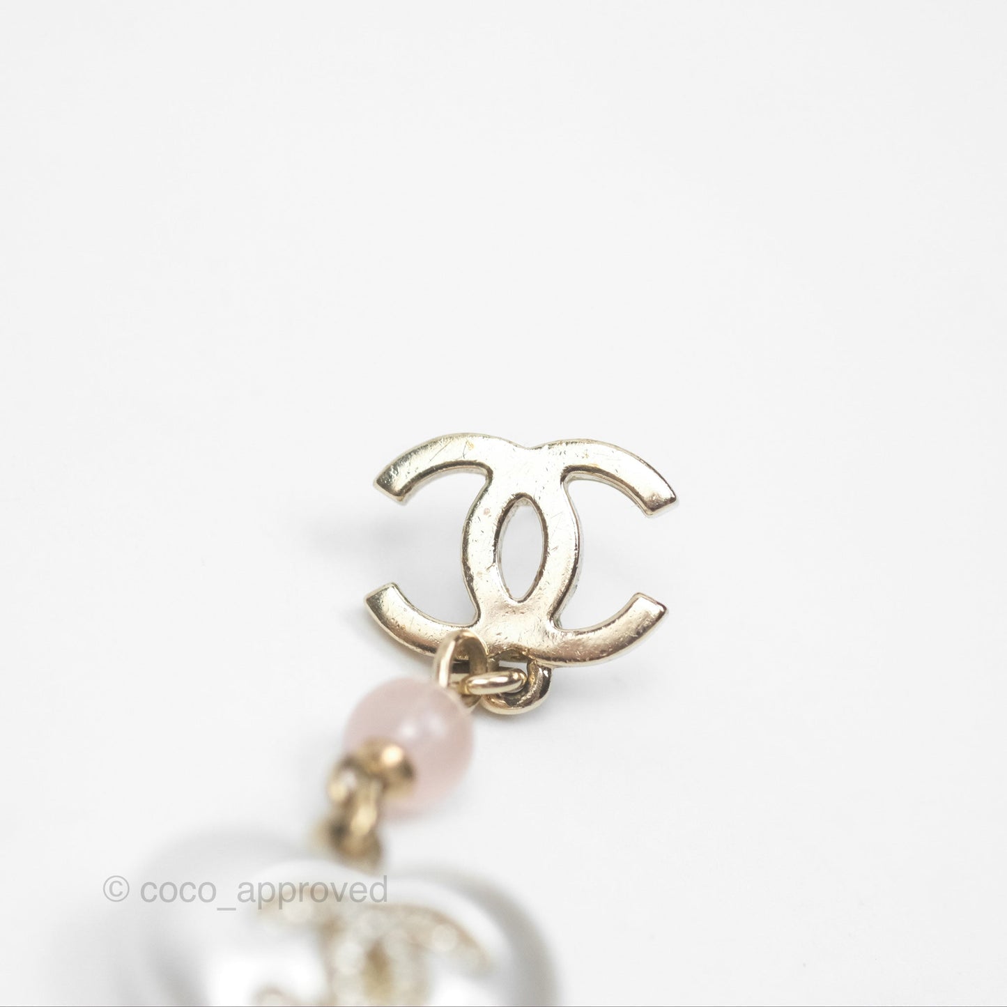 Chanel CC Pink Bead Heart Pearl Crystal CC Drop Earrings Gold Tone 21B
