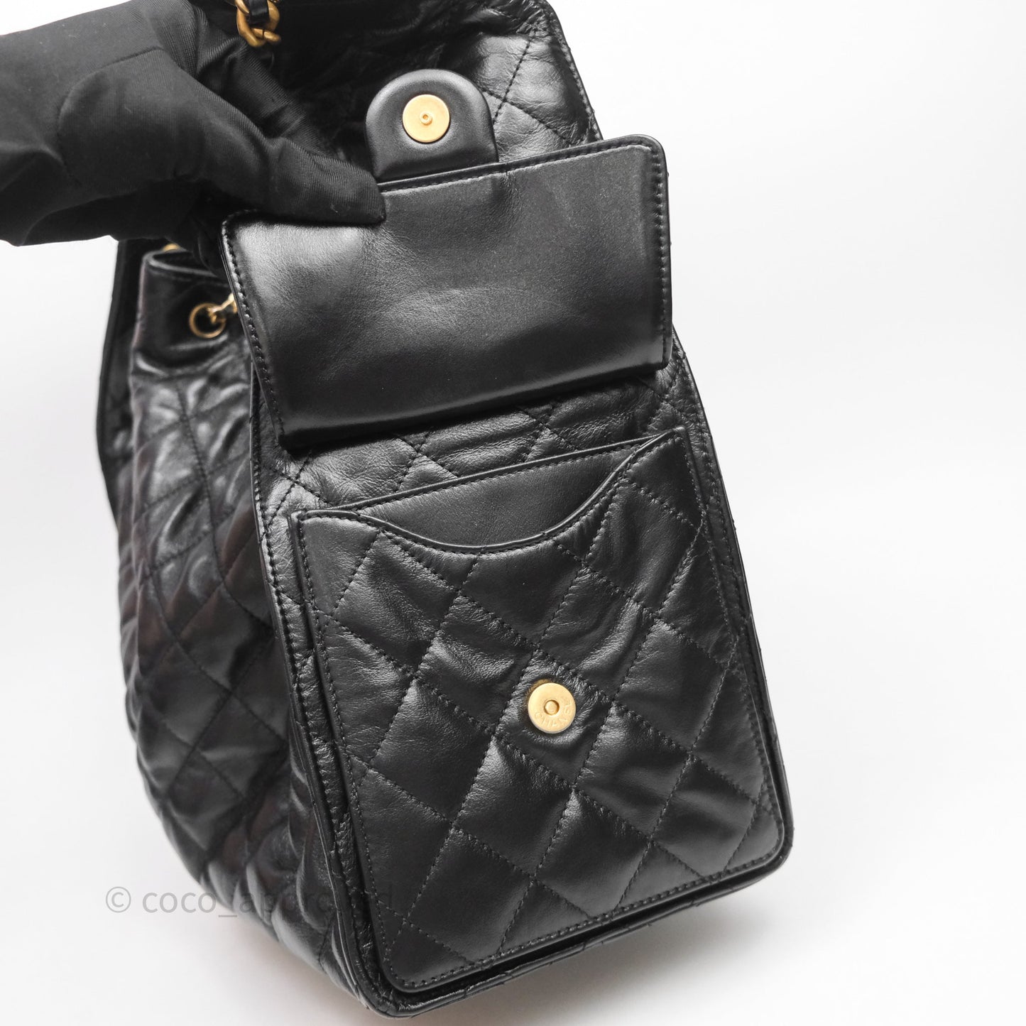 Chanel 25 Medium Black Crumpled Calfskin Aged Gold Hardware