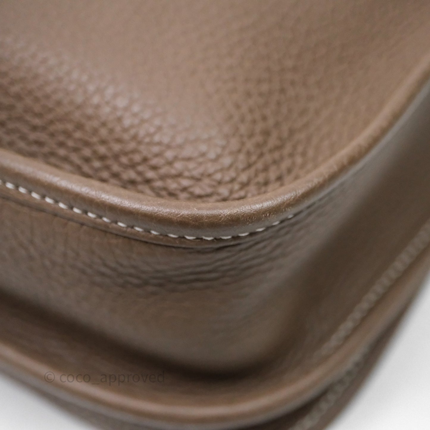 Hermes Evelyne III 29 Etoupe 18 Taurillon Clemence Gold Hardware
