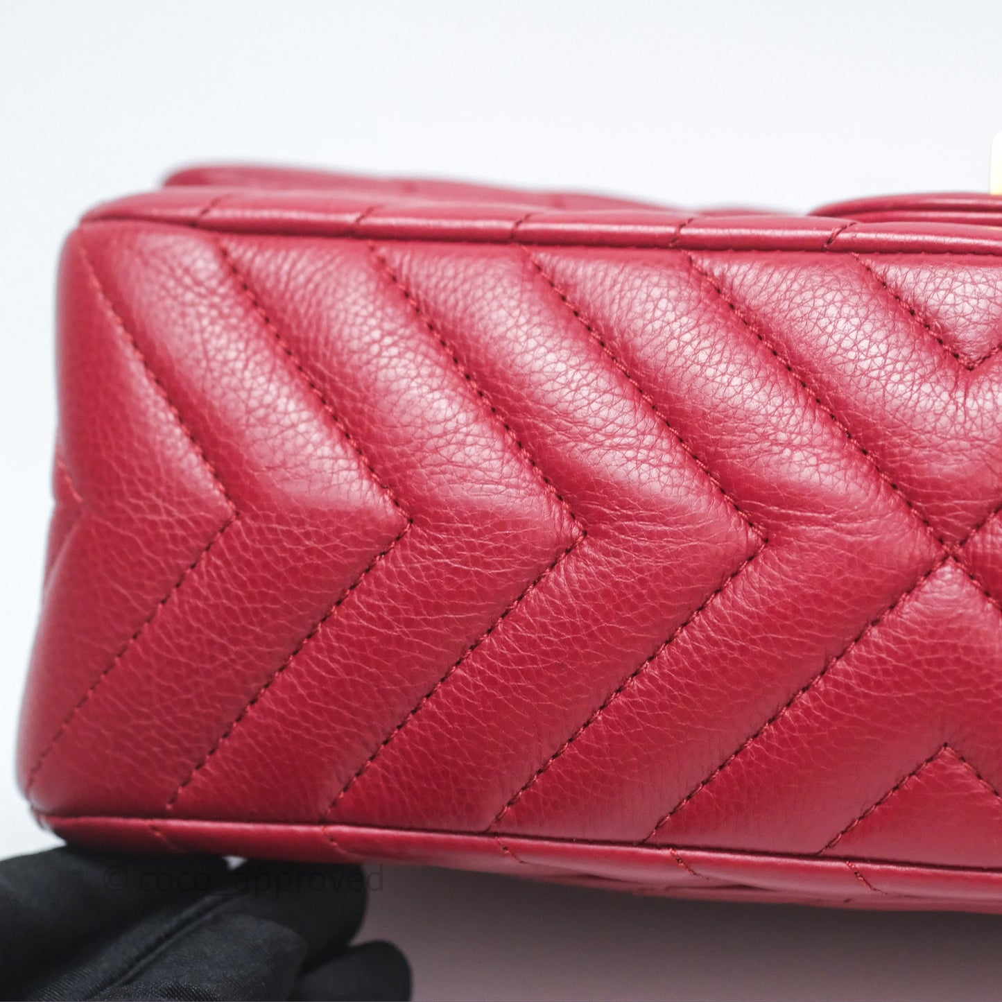 Chanel Reissue 225 Chevron Red Aged Calfskin Aged Gold Hardware