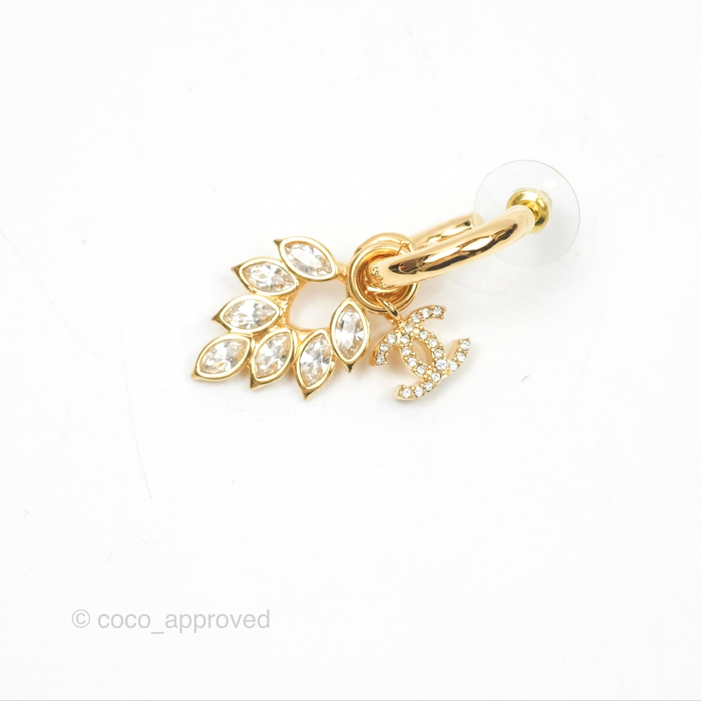 Chanel Leafy CC Drop Earrings Gold Tone 22K