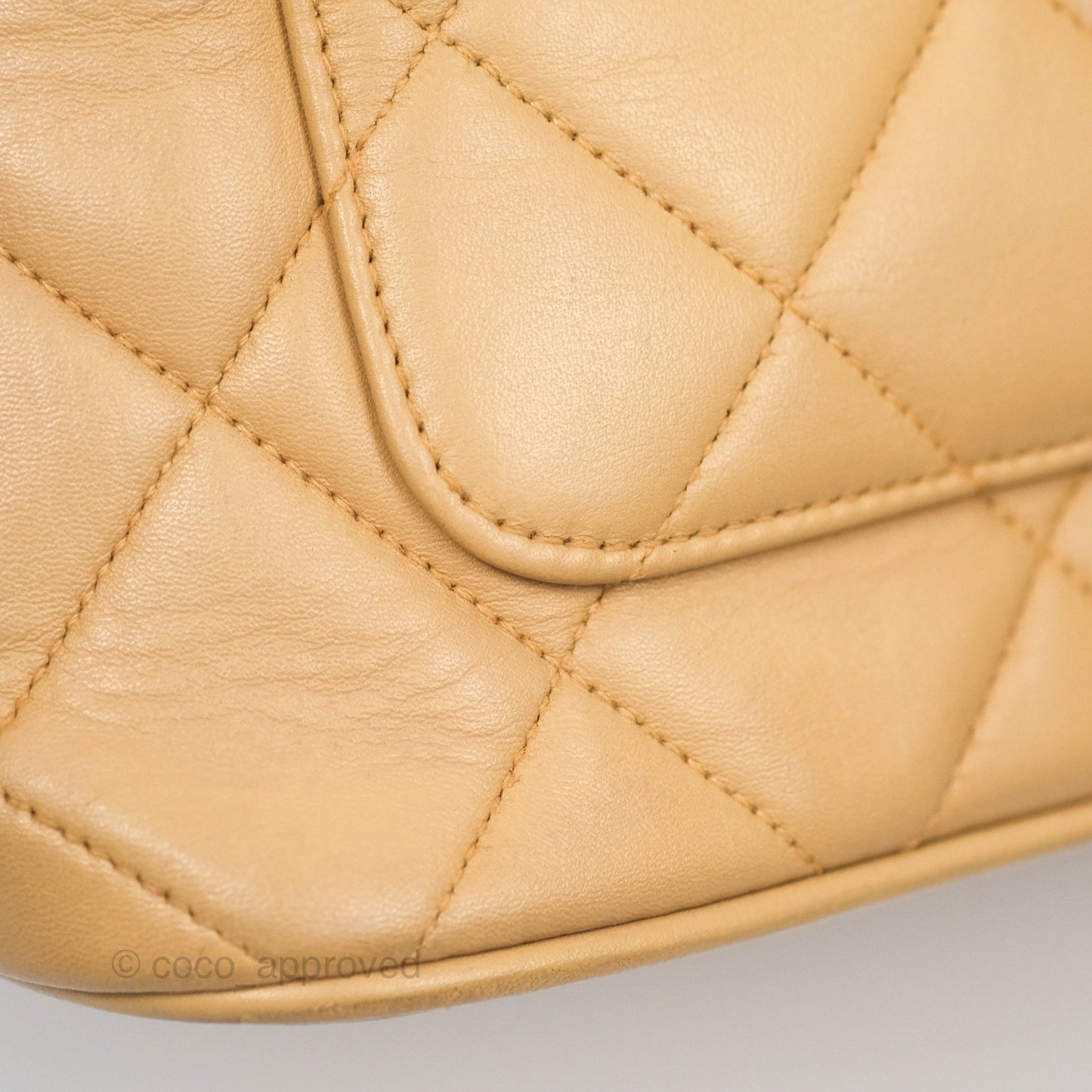 Chanel Vintage Medallion CC Beige Lambskin Tote Bag Gold Hardware