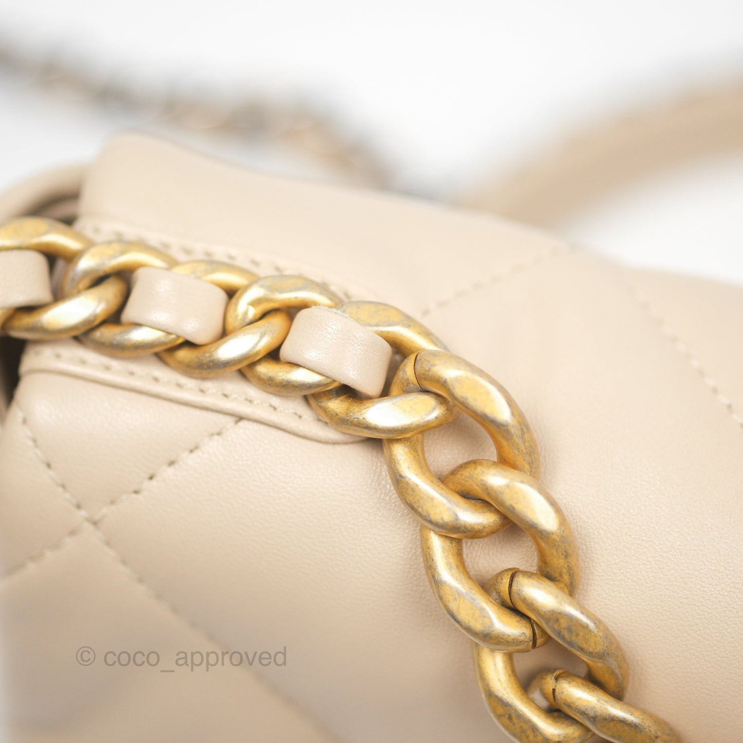 Chanel 19 Small Beige Lambskin Mixed Hardware