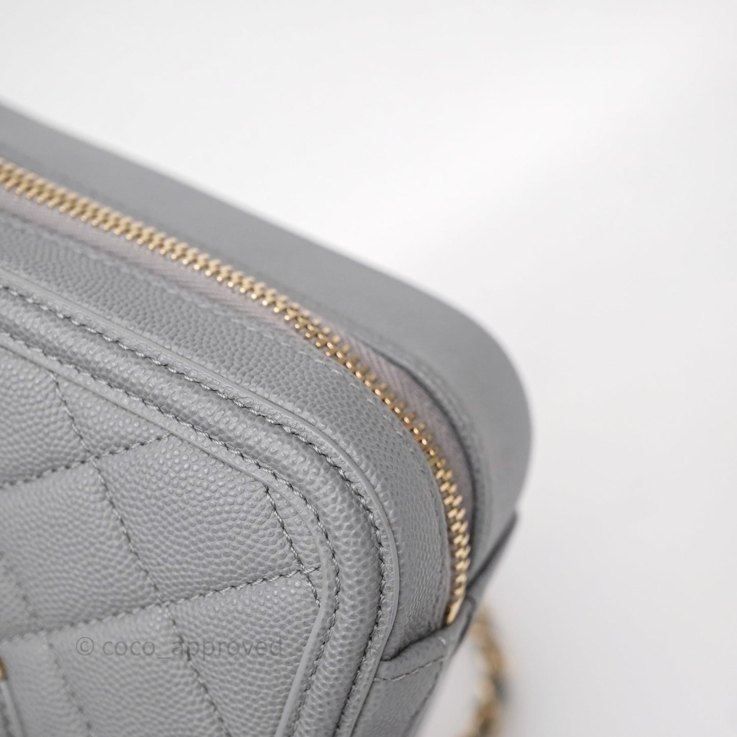 Chanel Medium CC Filigree Vanity Case Quilted Grey Caviar Gold Hardware
