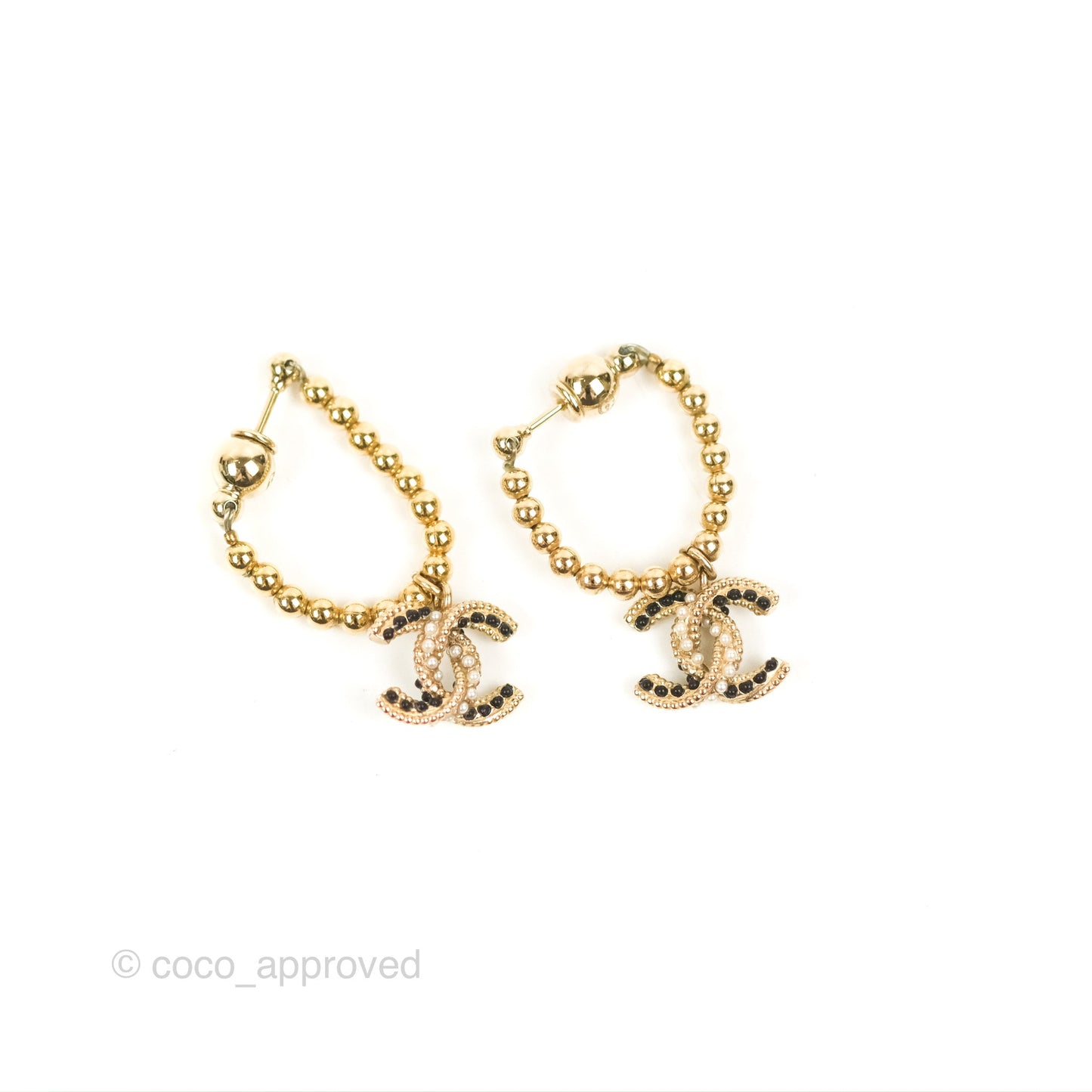 Chanel Pearl & Black Bead CC Chain Earrings Gold Tone 18P