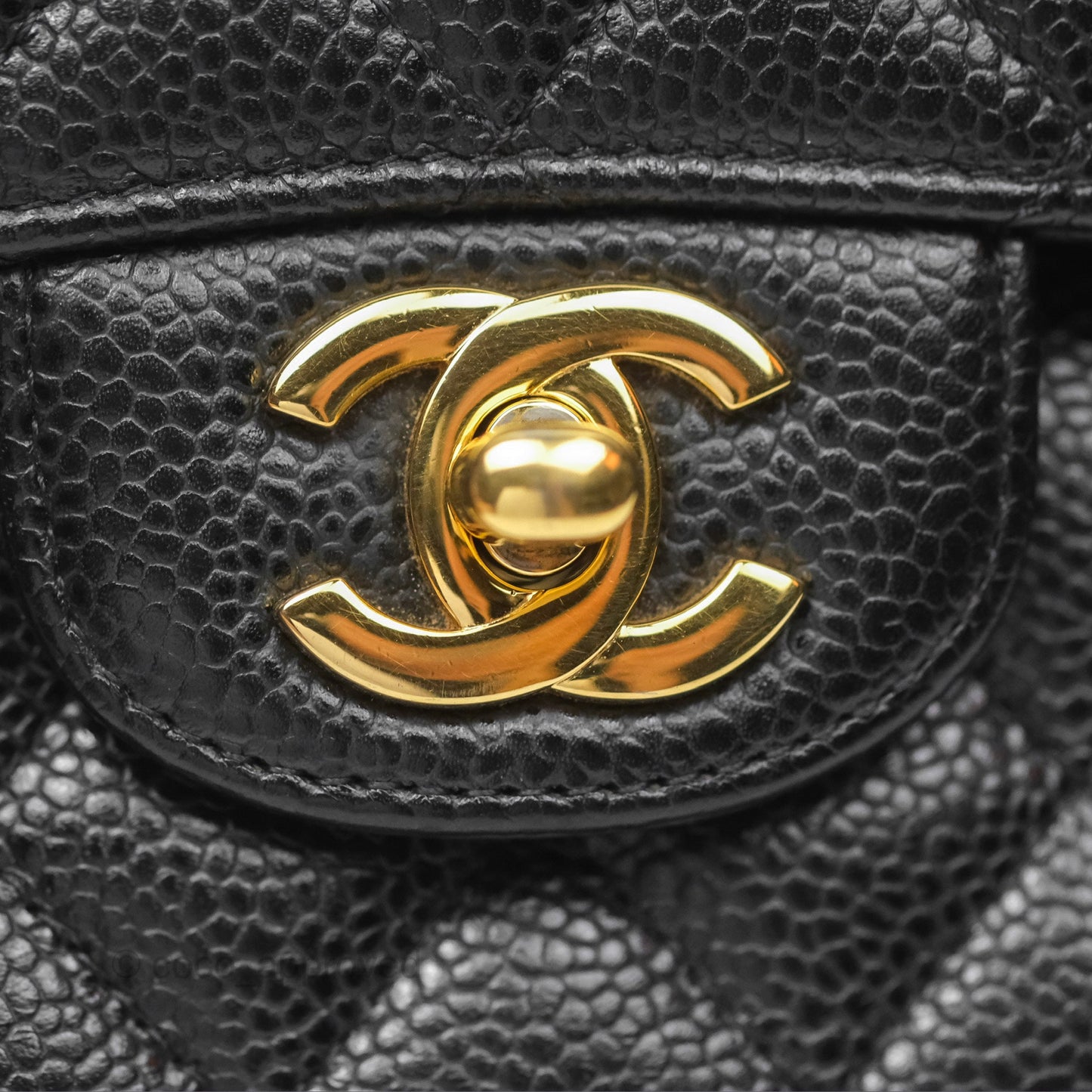 Chanel Classic M/L Medium Flap Quilted Black Caviar Gold Hardware