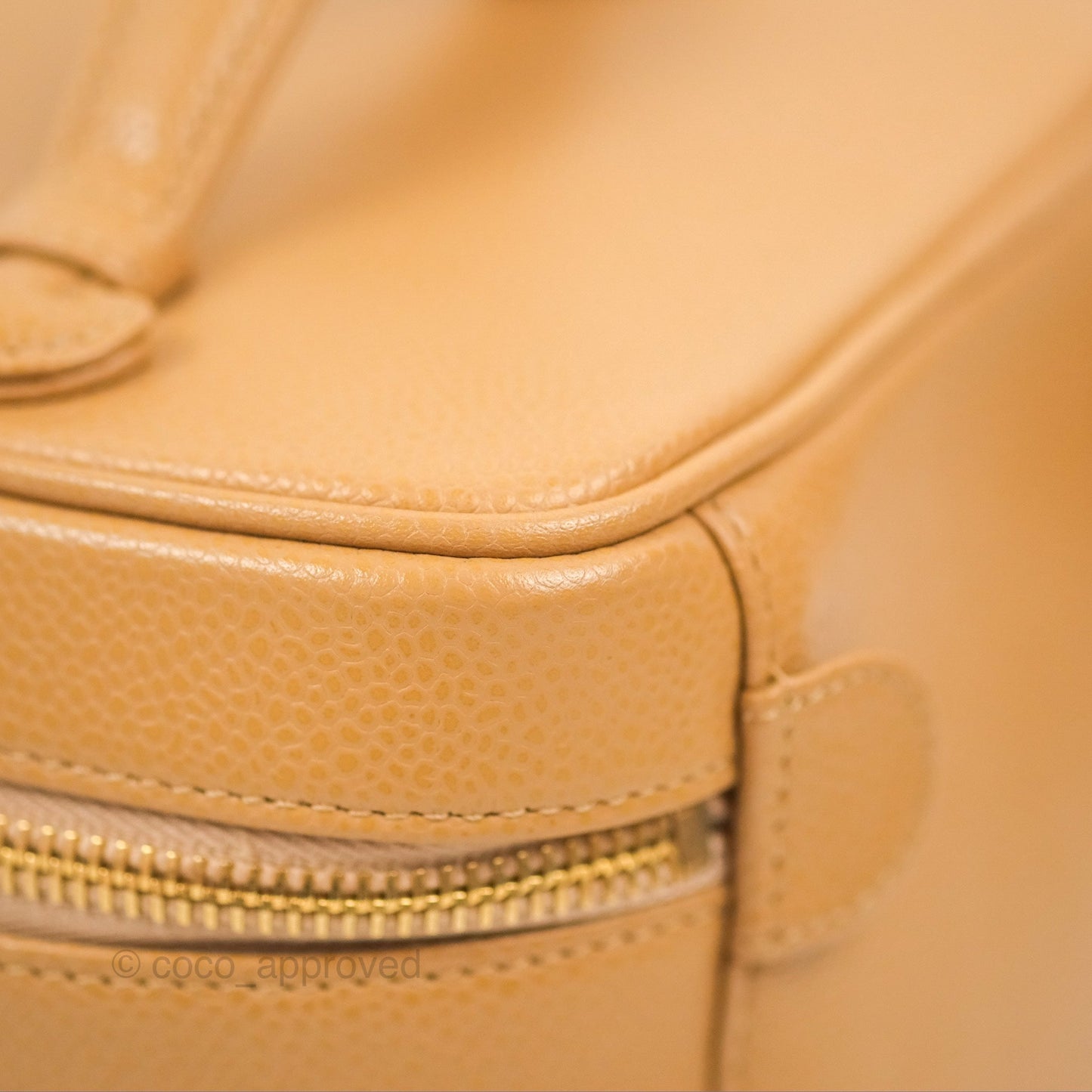 Chanel Vintage Vanity Case Beige Caviar Gold Hardware