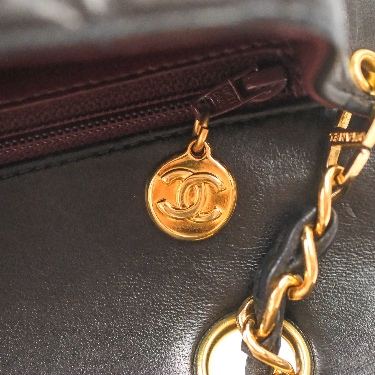 Chanel Vintage Medium Classic Diana Flap Bag Black Quilted Lambskin