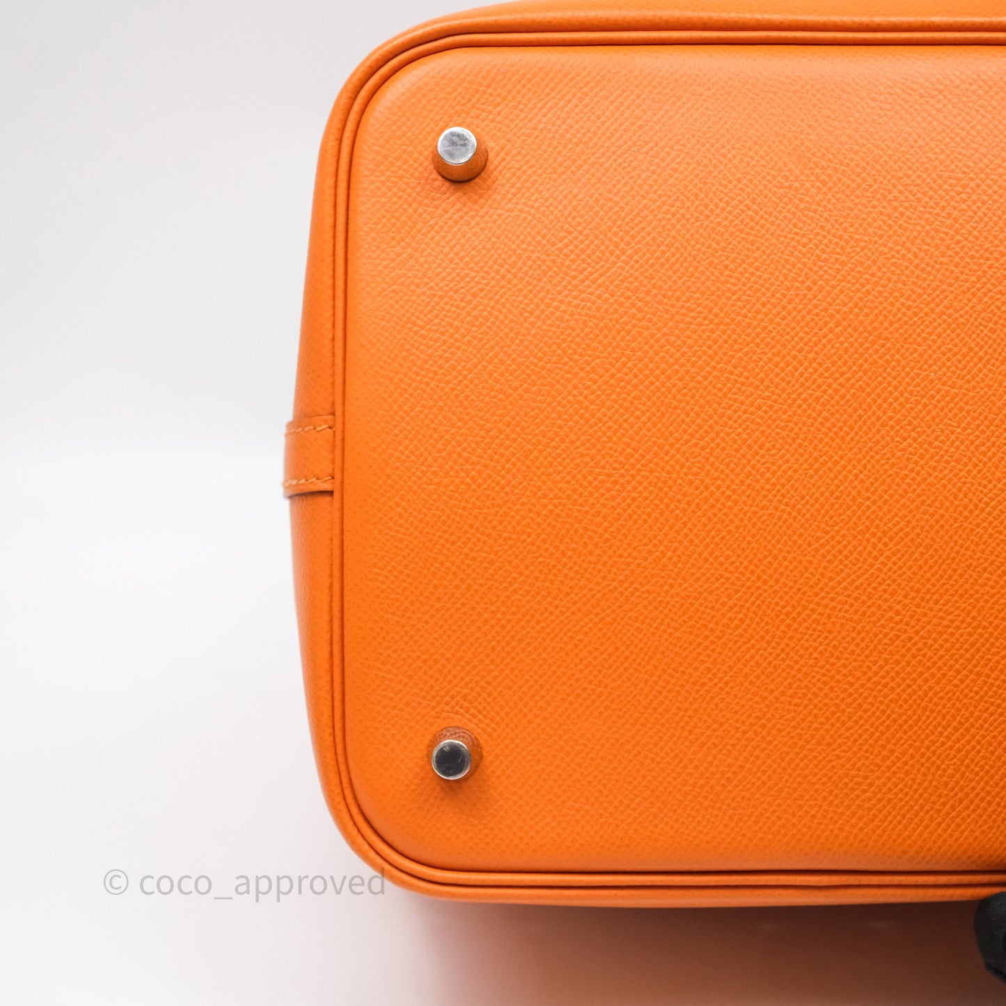 Hermès Tressage De Cuir Picotin Lock 22 Abricot I9/ Rose Azalée 8W/ Gold 37 Epsom Palladium Hardware