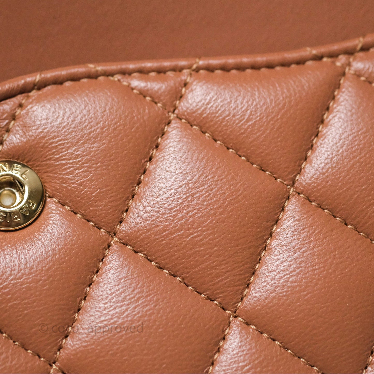 Chanel Classic M/L Medium Flap Quilted Dark Beige Caramel Lambskin Gold Hardware