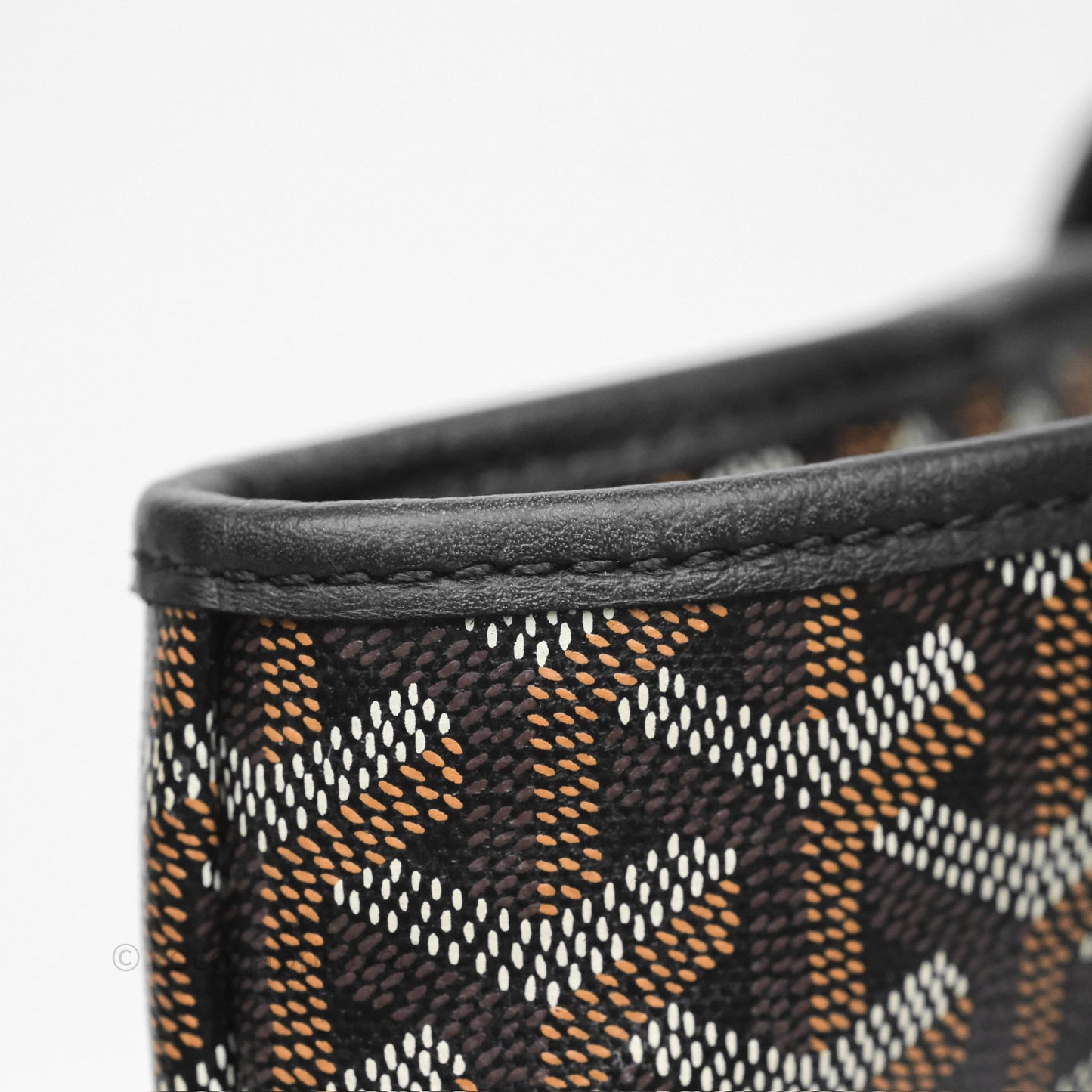 Goyard Artois Tote PM⁣⁣⁣⁣⁣⁣⁣⁣⁣⁣⁣⁣⁣⁣⁣⁣⁣⁣⁣⁣ Goyardine Canvas Black