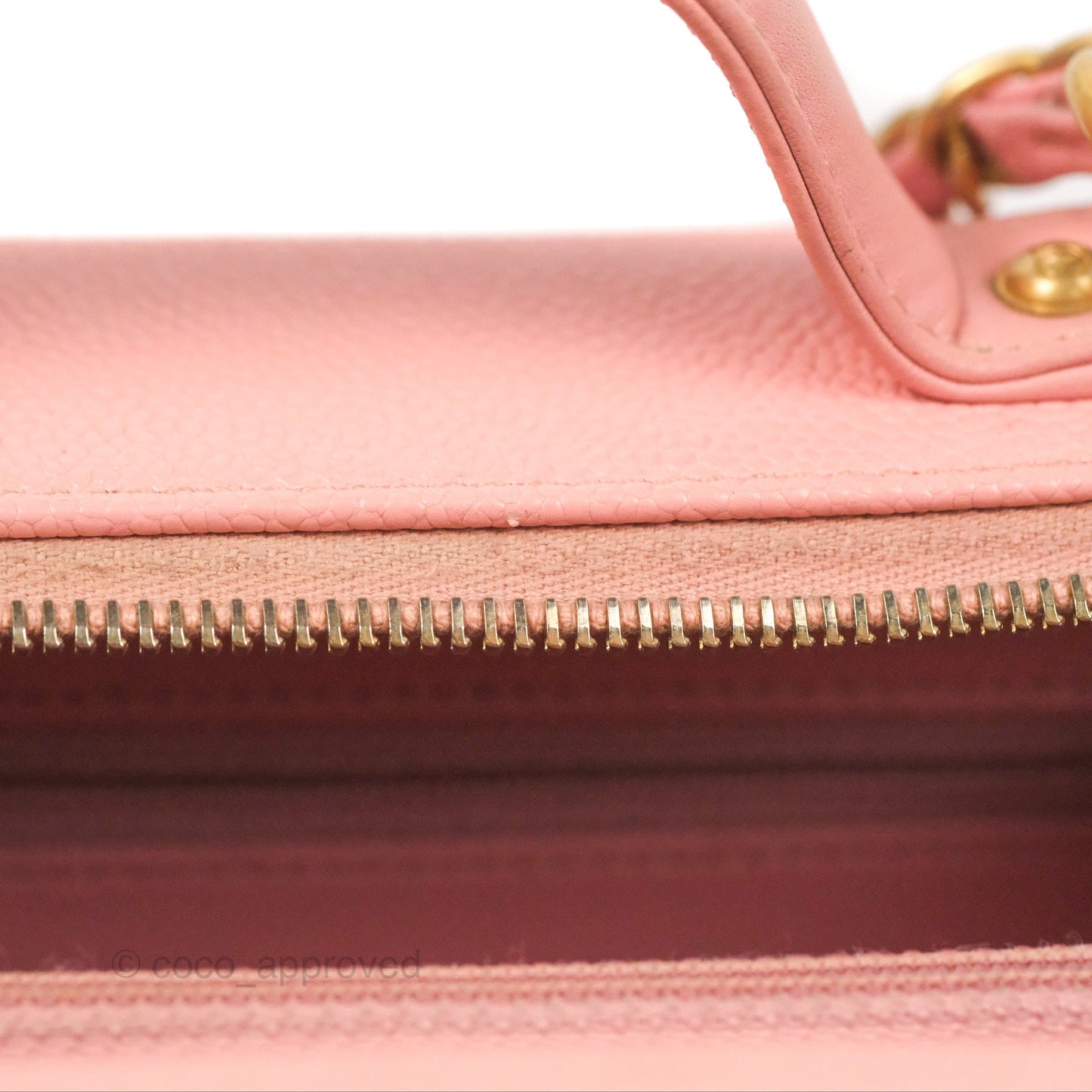 Chanel Quilted Medium CC Filigree Vanity Case Pink Caviar Gold Hardware