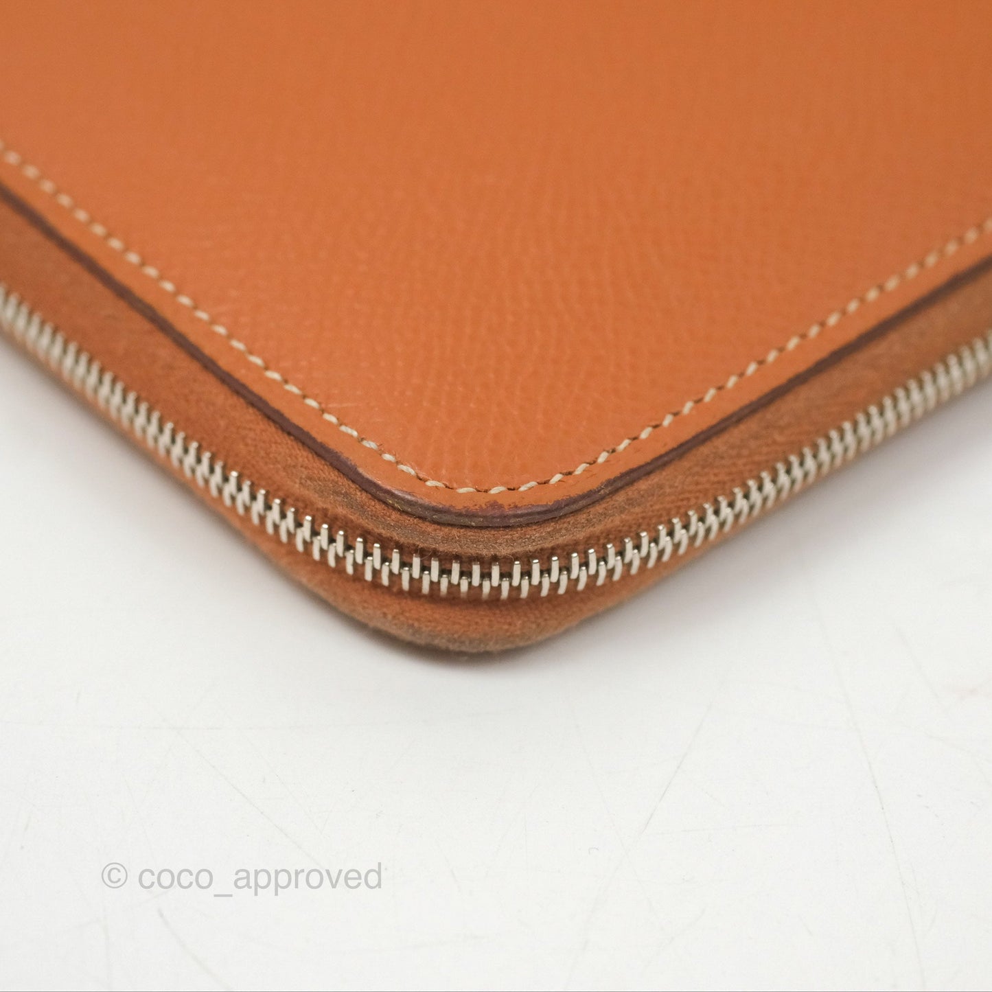 Hermès Silk In Classique Long Wallet Gold Epsom