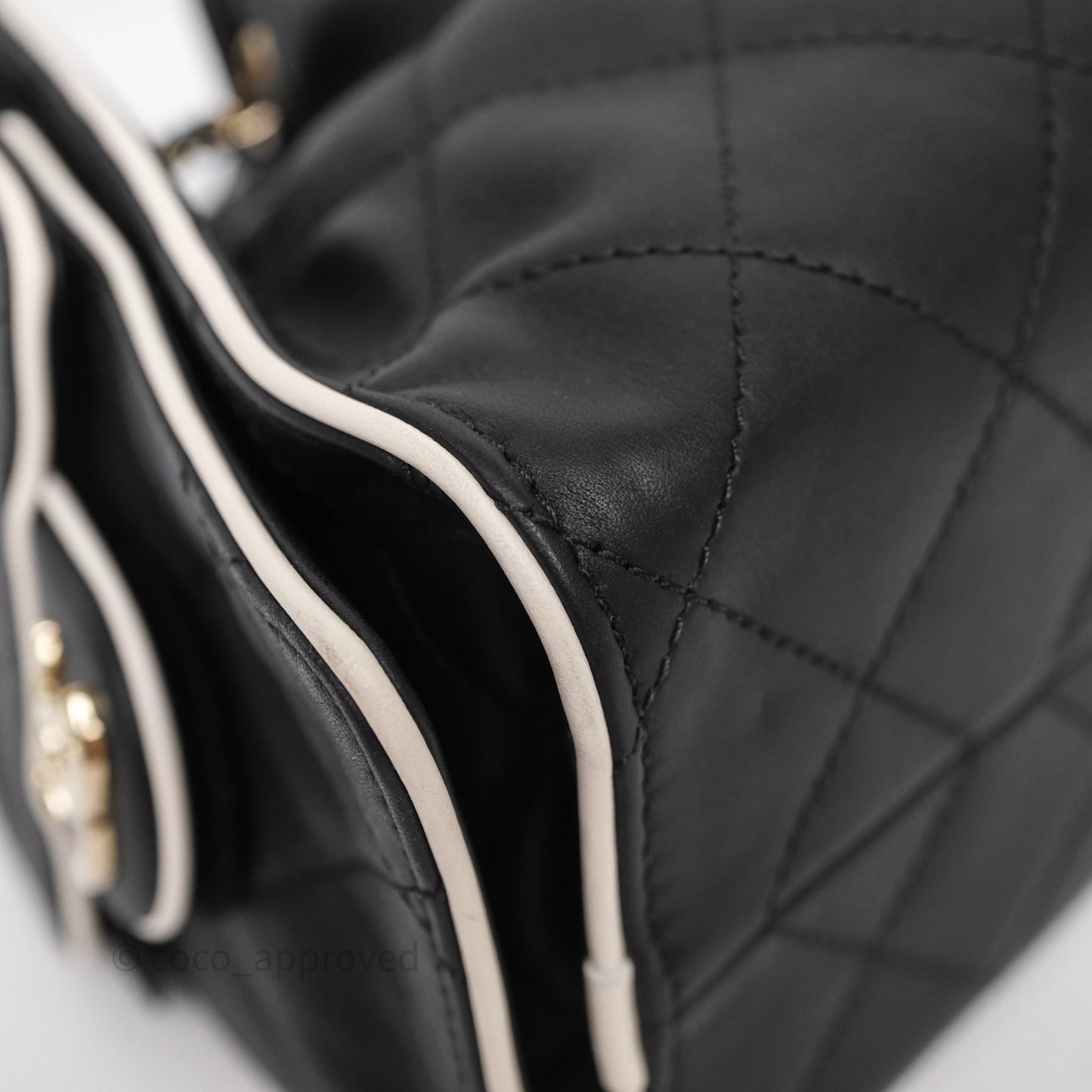 Chanel 25 Mini Bag Black/ White Calfskin Gold Hardware