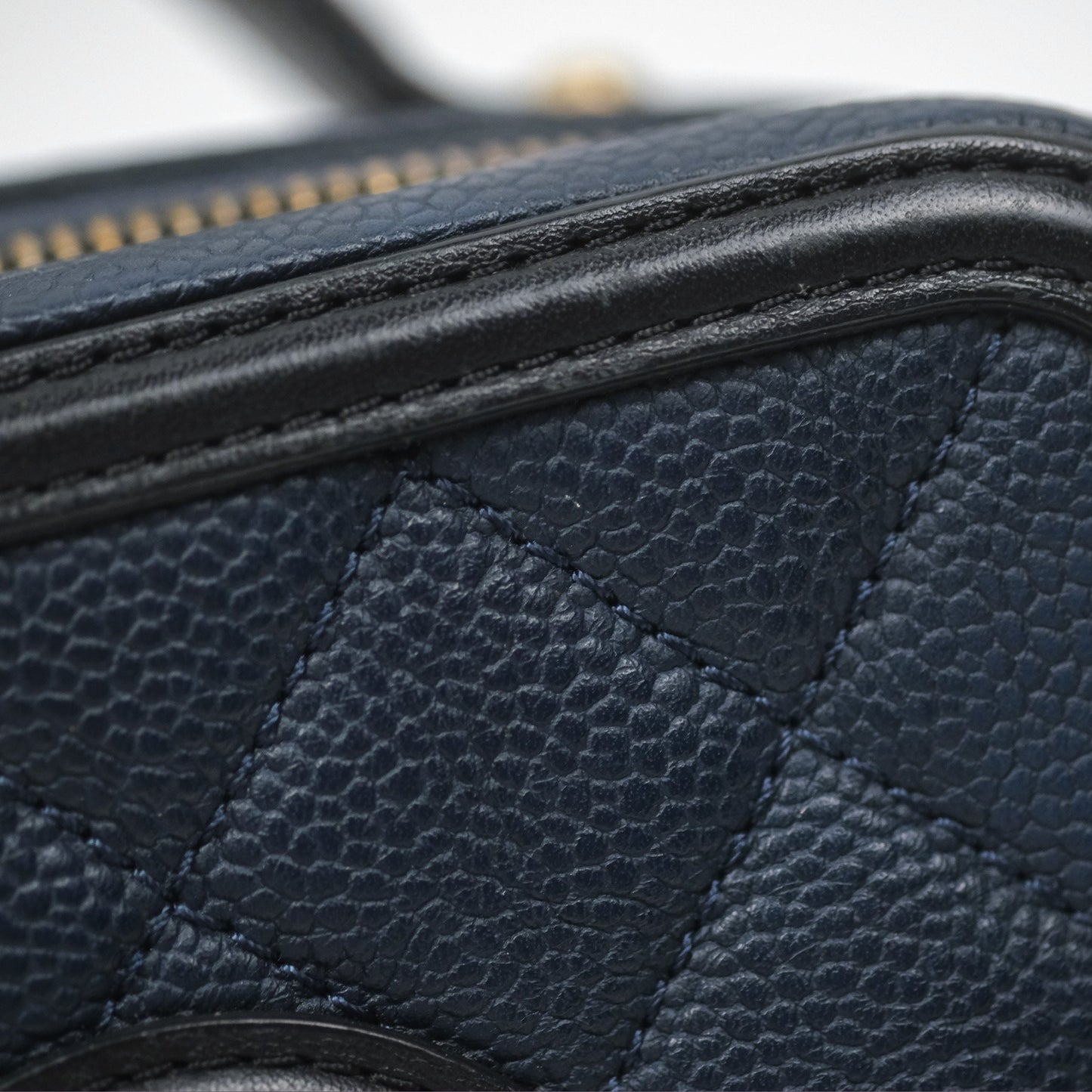 Chanel Quilted Small CC Filigree Vanity Case Navy Black Caviar Gold Hardware