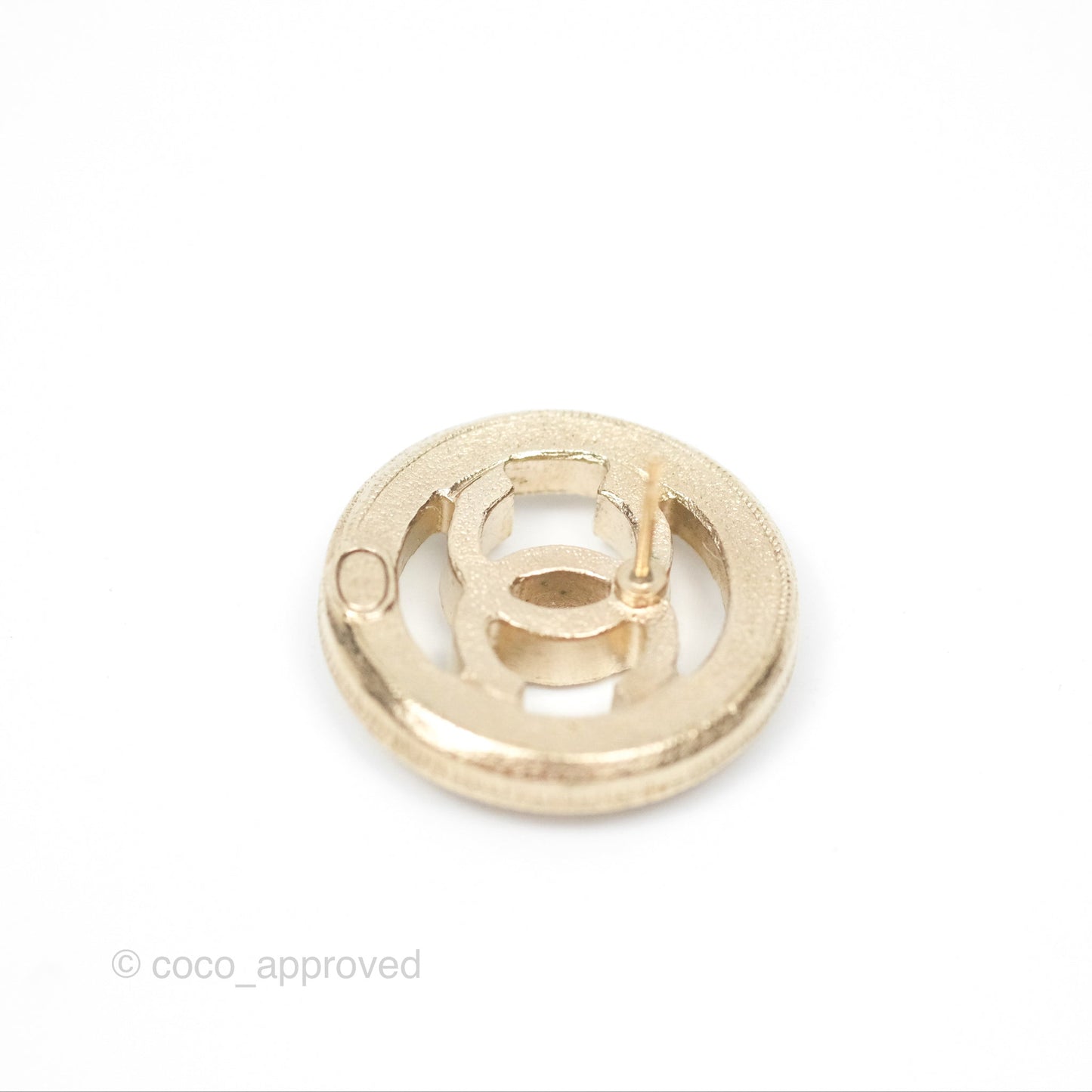 Chanel Pearl CC Round Earrings Gold Tone 17A