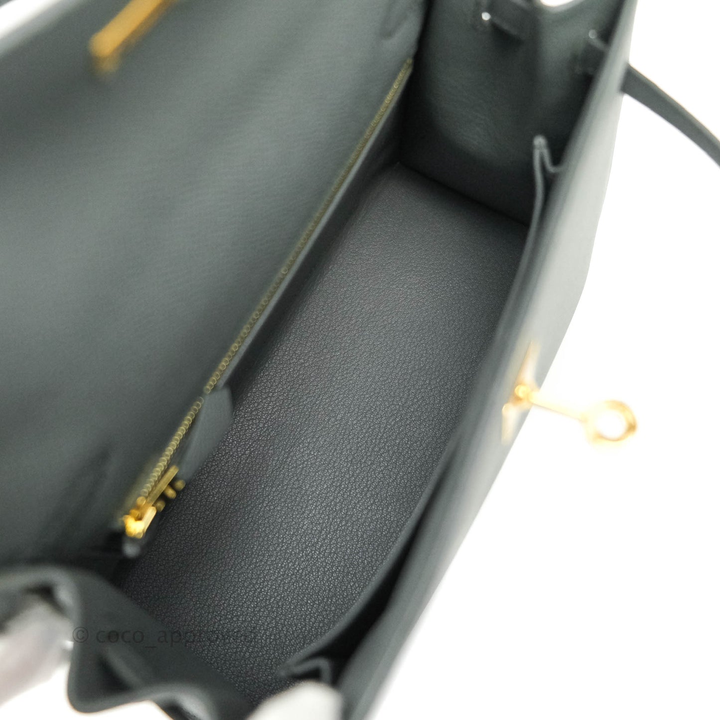 Hermès Kelly 25 Vert Amande Epsom Sellier Gold Hardware