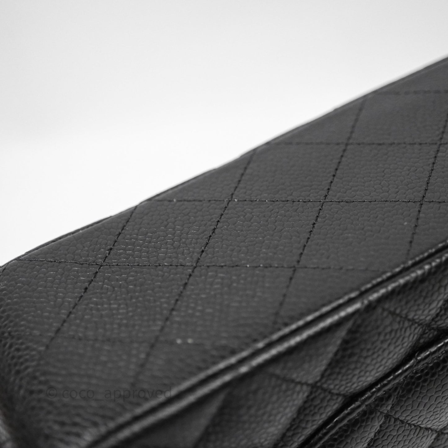 Chanel Classic M/L Medium Flap Quilted Black Caviar Gold Hardware