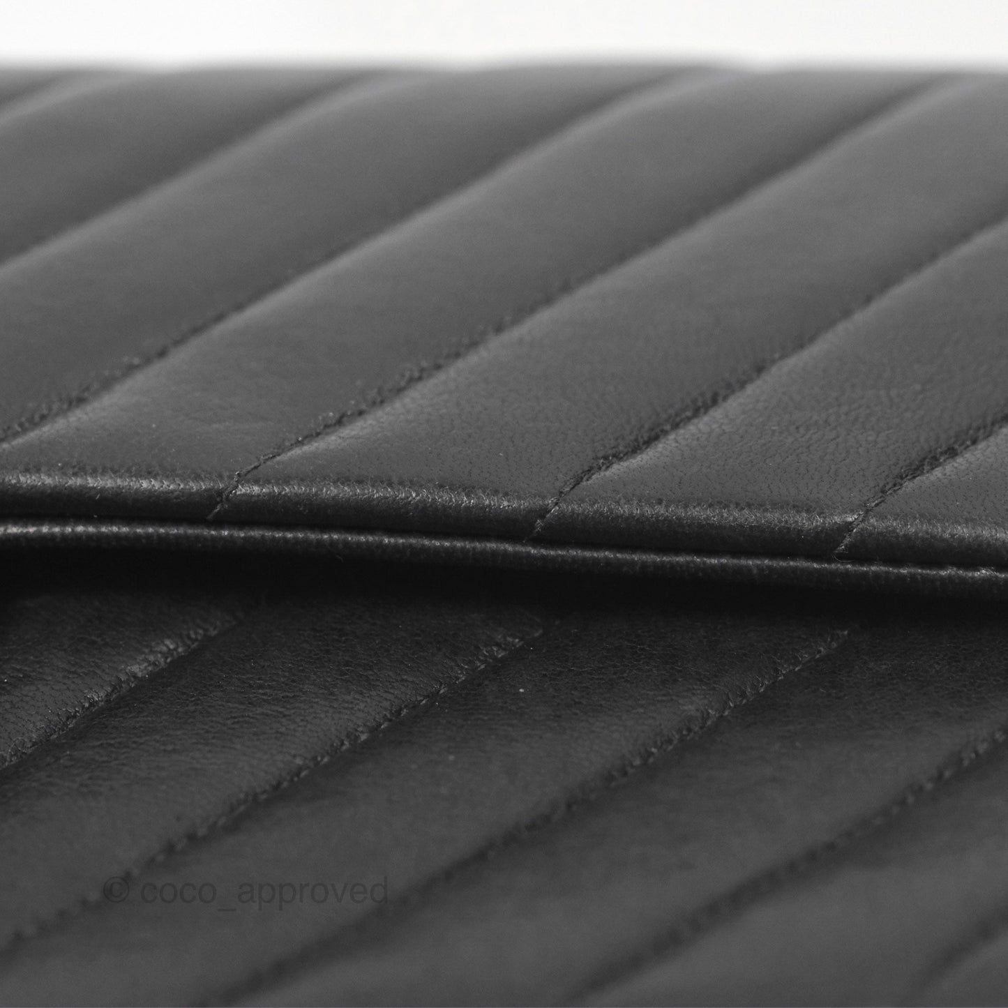 Chanel Vintage Medium Classic Flap Chevron Black Lambskin 24K Gold Hardware