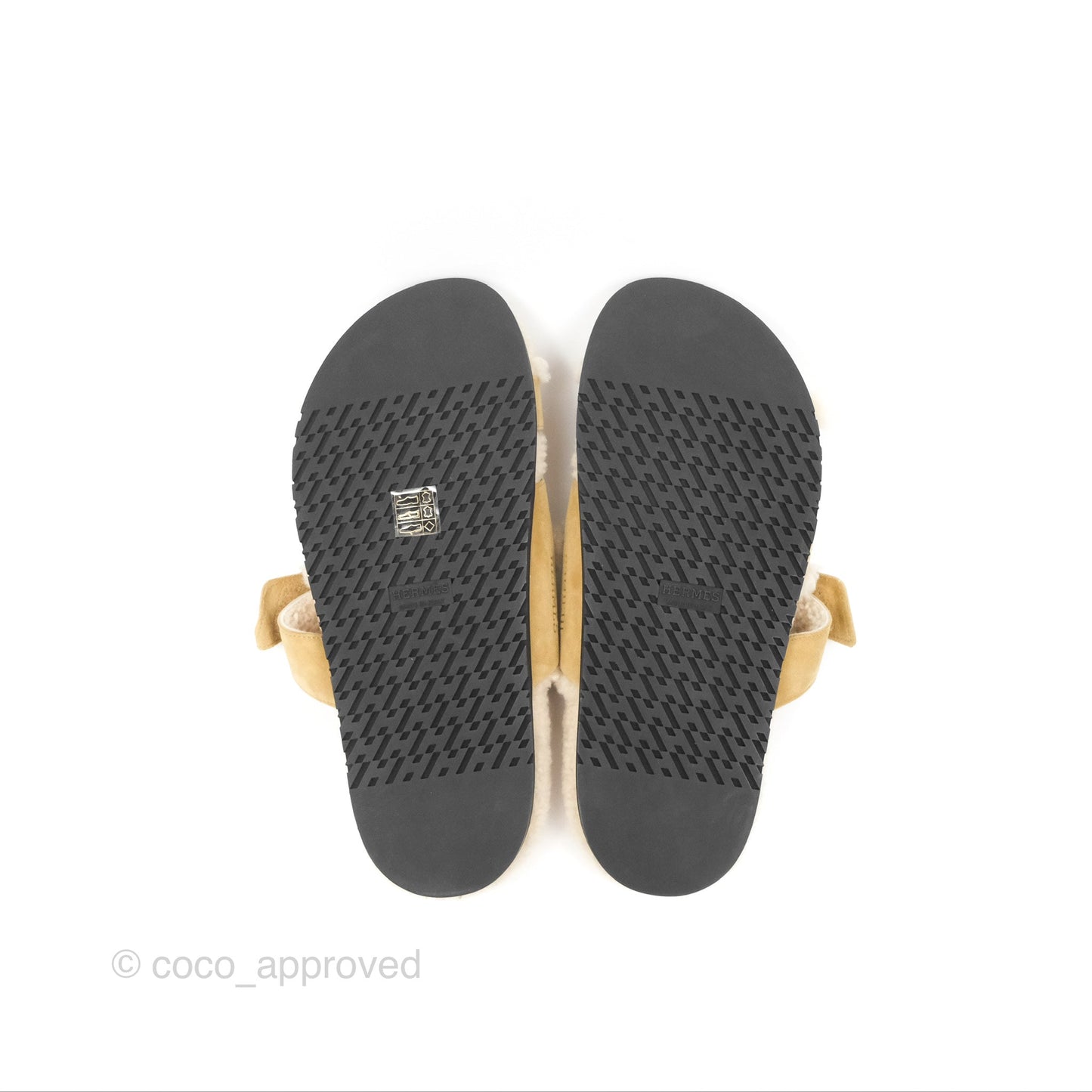 Hermès Chypre Sandal Shearling Beige Albâtre / Écru Suede Goatskin