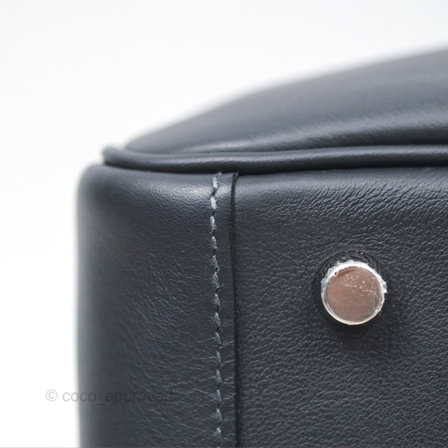 Hermès Lindy 26 Caban/Bleu Frida Swift Palladium Hardware
