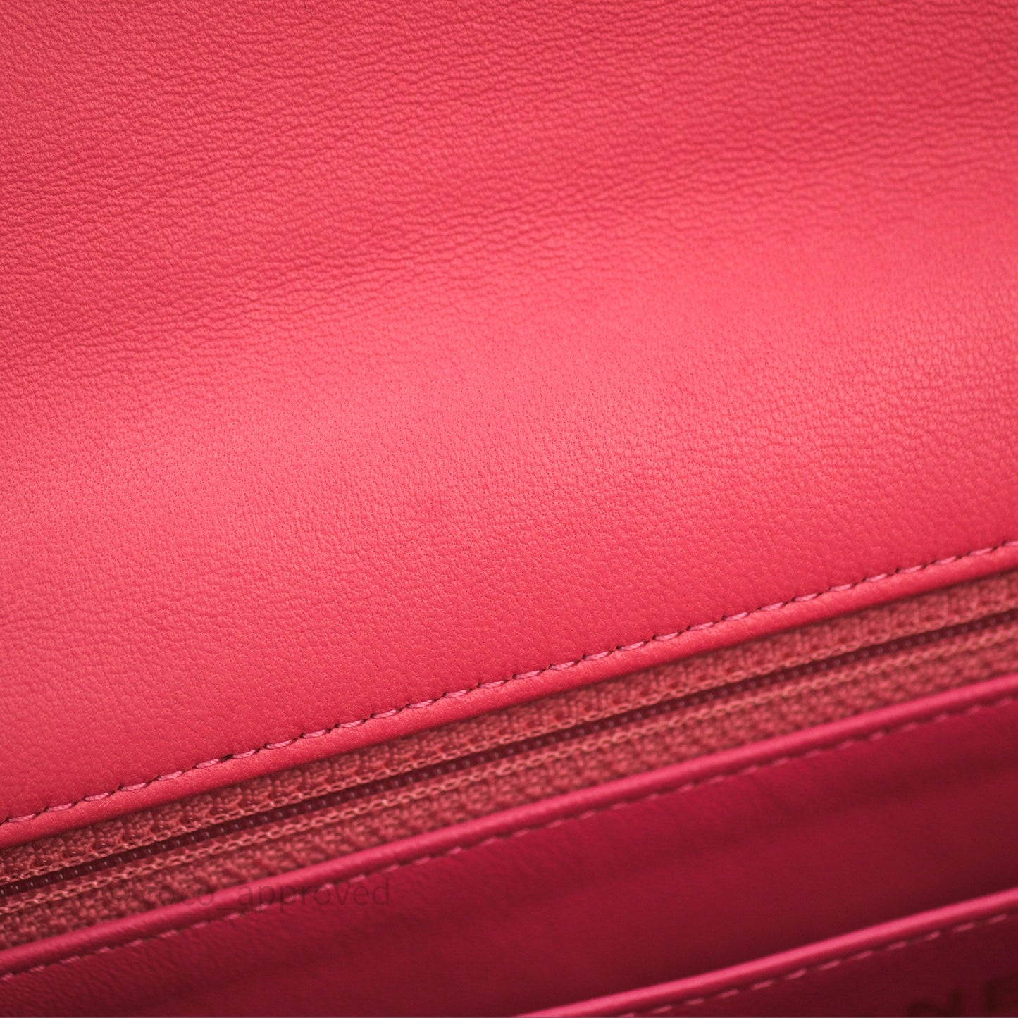 Chanel M/L Medium Flap Bag Valentine Limited Edition Pink Lambskin Gold Hardware