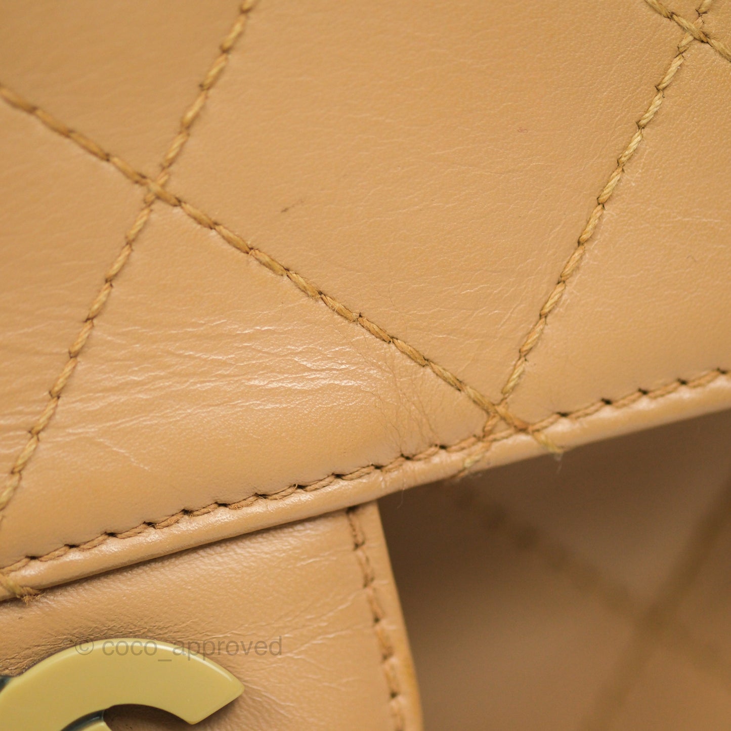 Chanel Vintage Jumbo Beige Flap Bag Lambskin Enamel Hardware