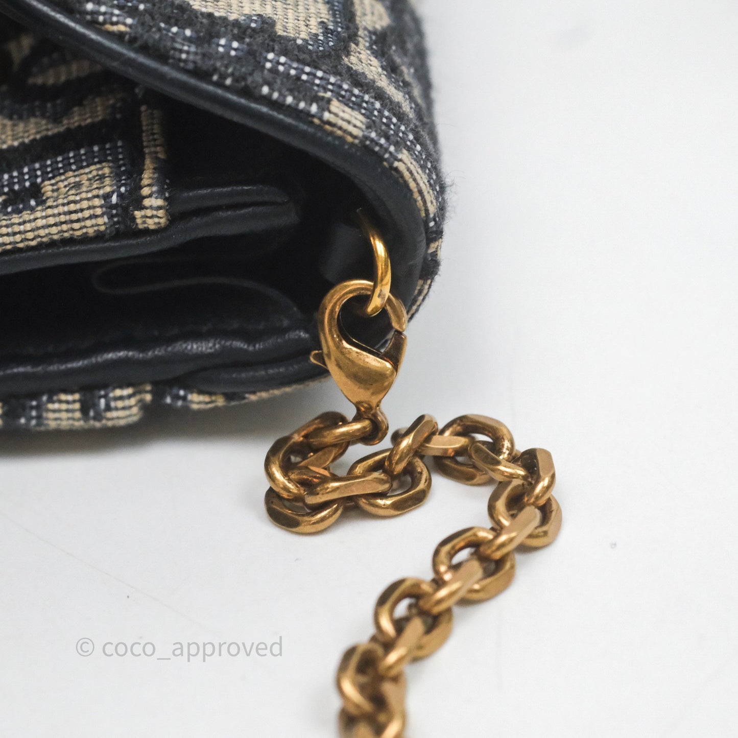 Small Saddle Pouch Wallet with Chain Blue Dior Oblique Jacquard