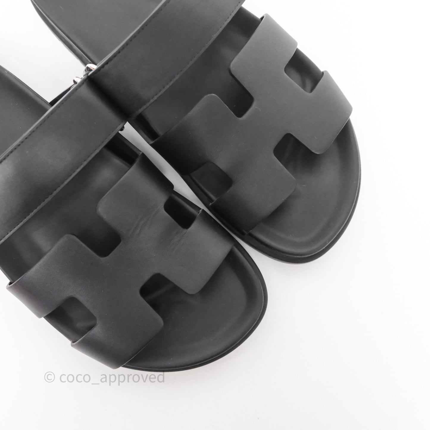 Hermès Chypre Sandal Calfskin Black Size 39