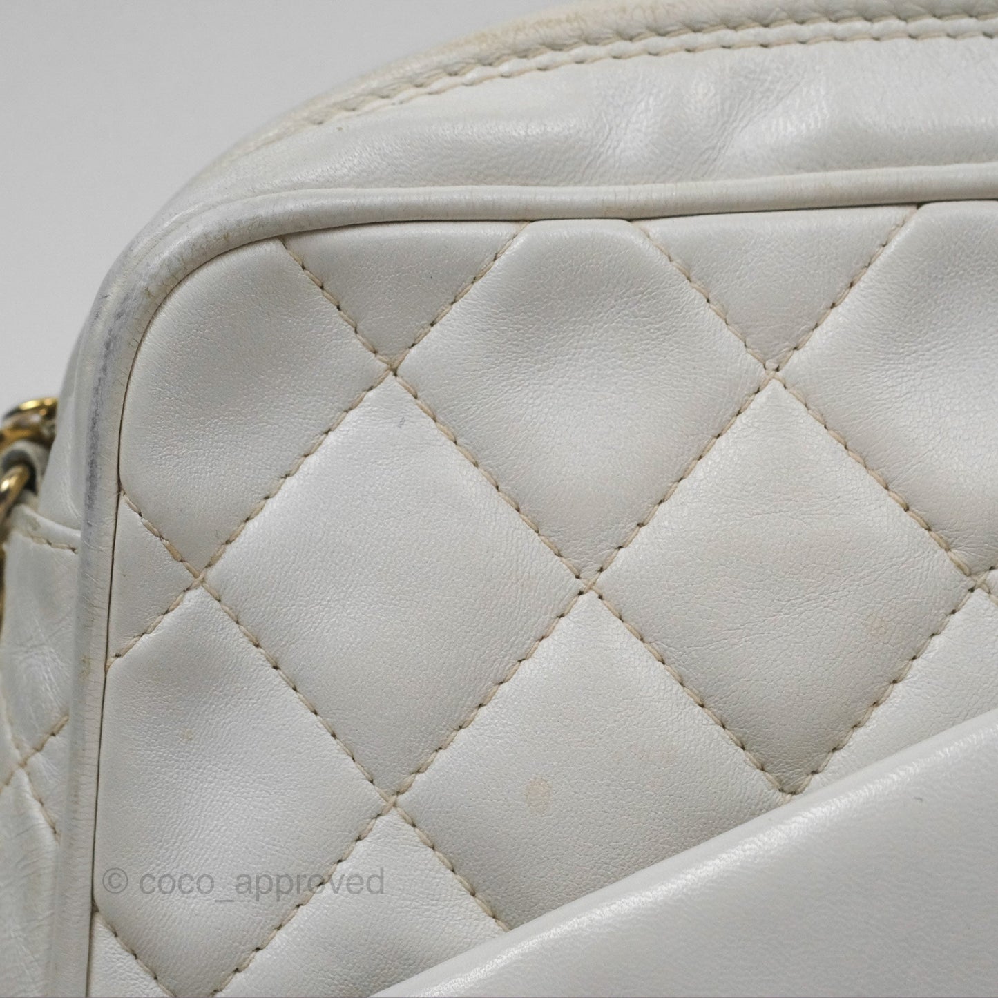 Chanel Vintage Small Camera Bag White Lambskin Gold Hardware