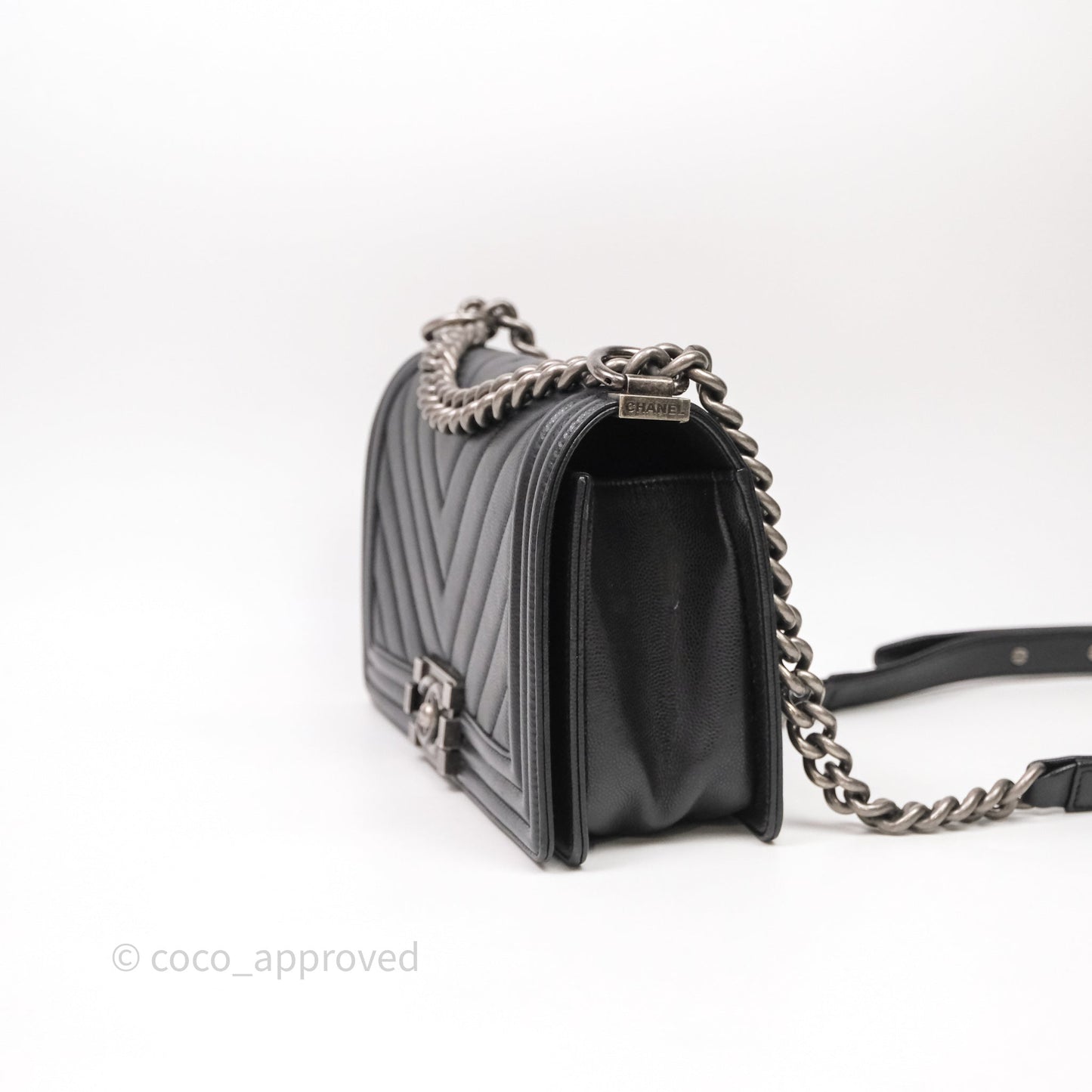 Chanel Medium Boy Chevron Black Caviar Ruthenium Hardware