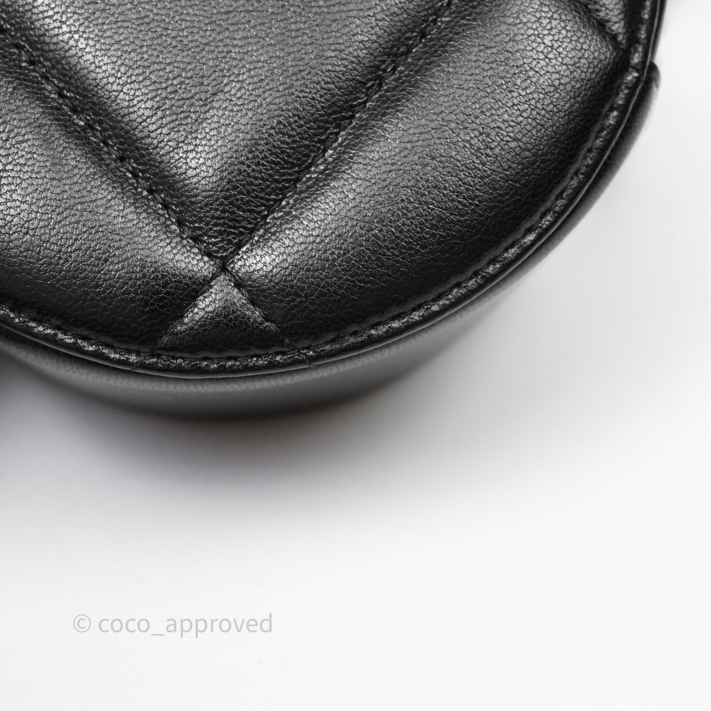 Chanel 19 Round Clutch With Chain Black Mixed Hardware