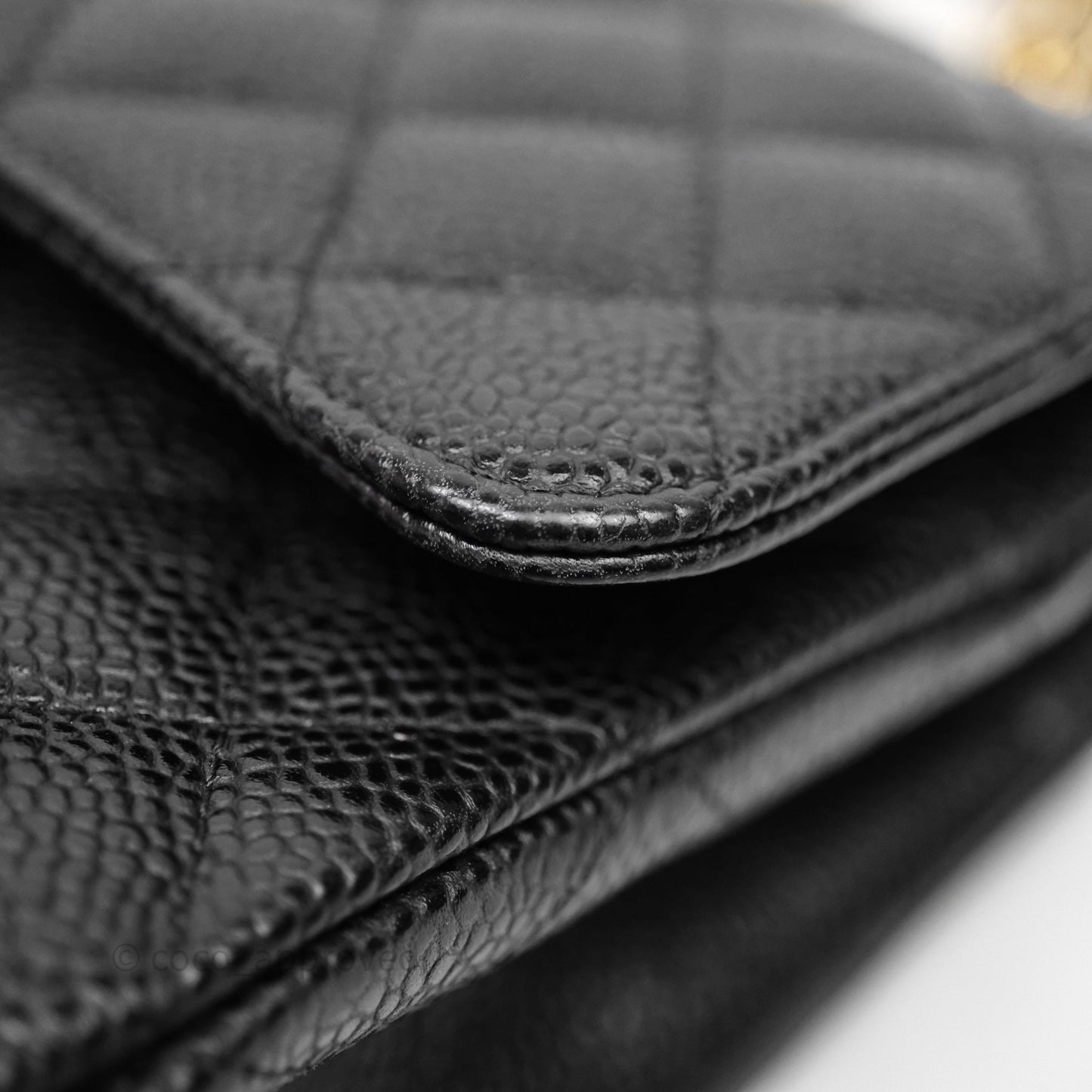 Chanel Classic M/L Medium Flap Quilted Black Caviar Gold Hardware