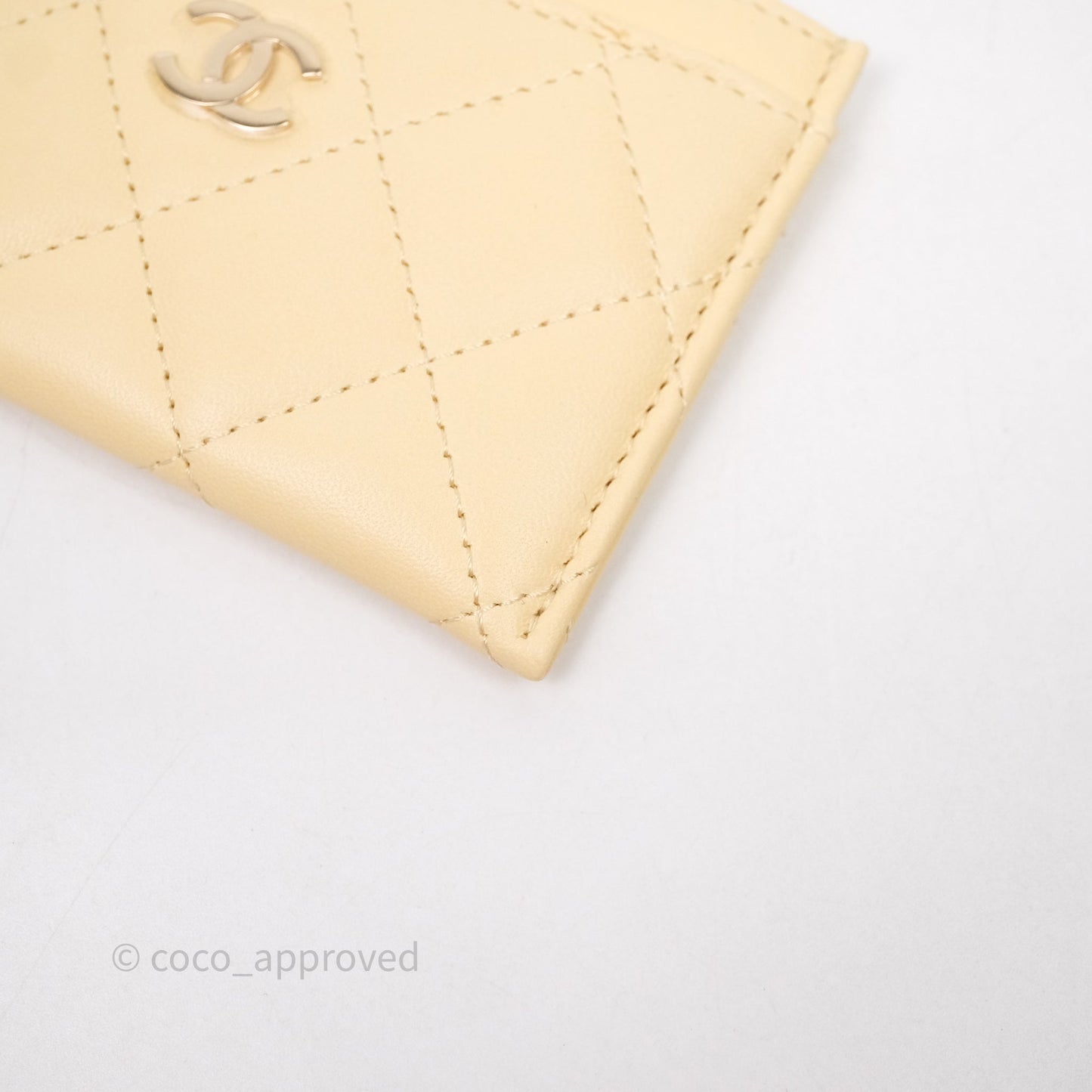 Chanel Classic Flat Card Holder Yellow Lambskin Gold Hardware