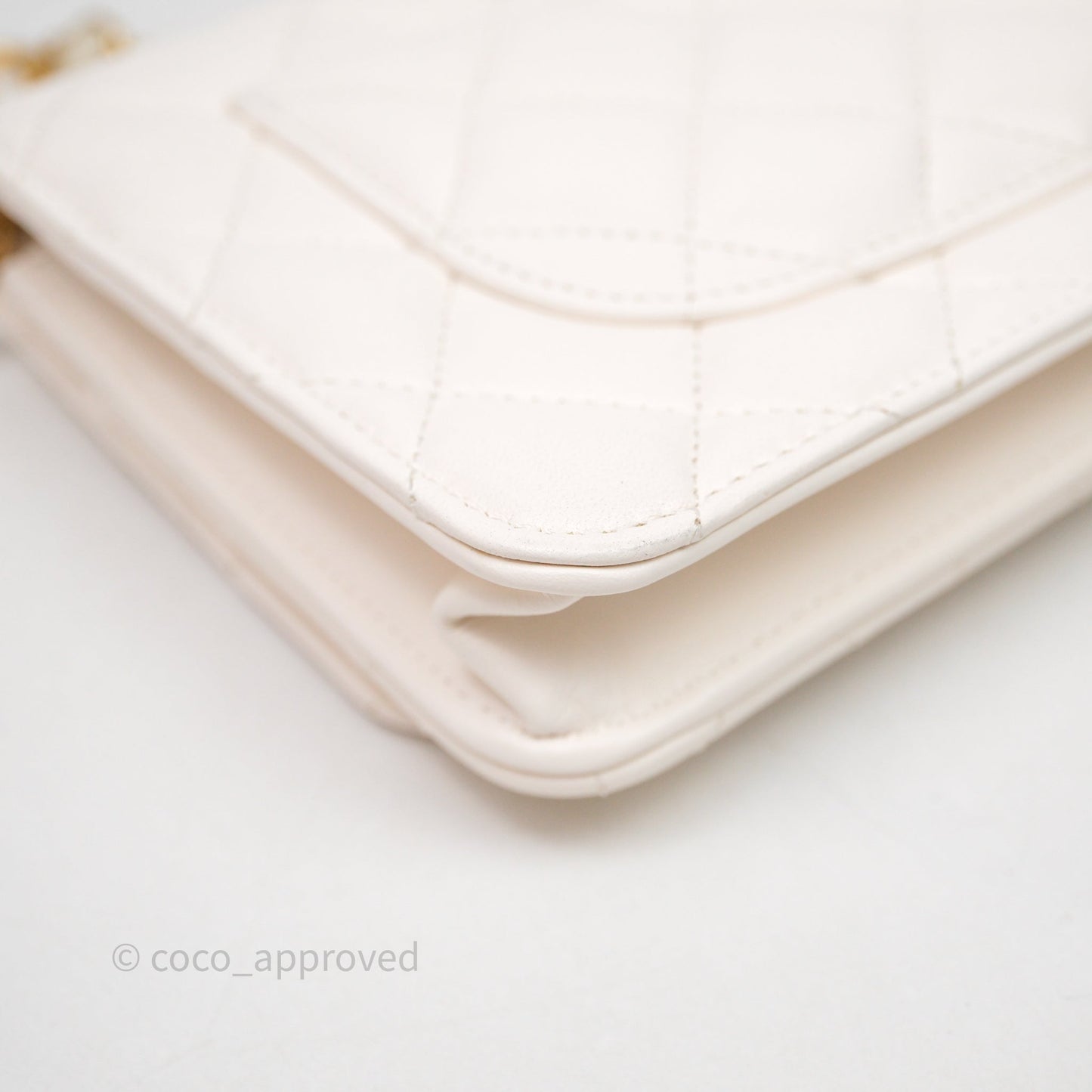 Chanel Coco Heart Chain WOC Ivory White Lambskin Aged Gold Hardware 22K