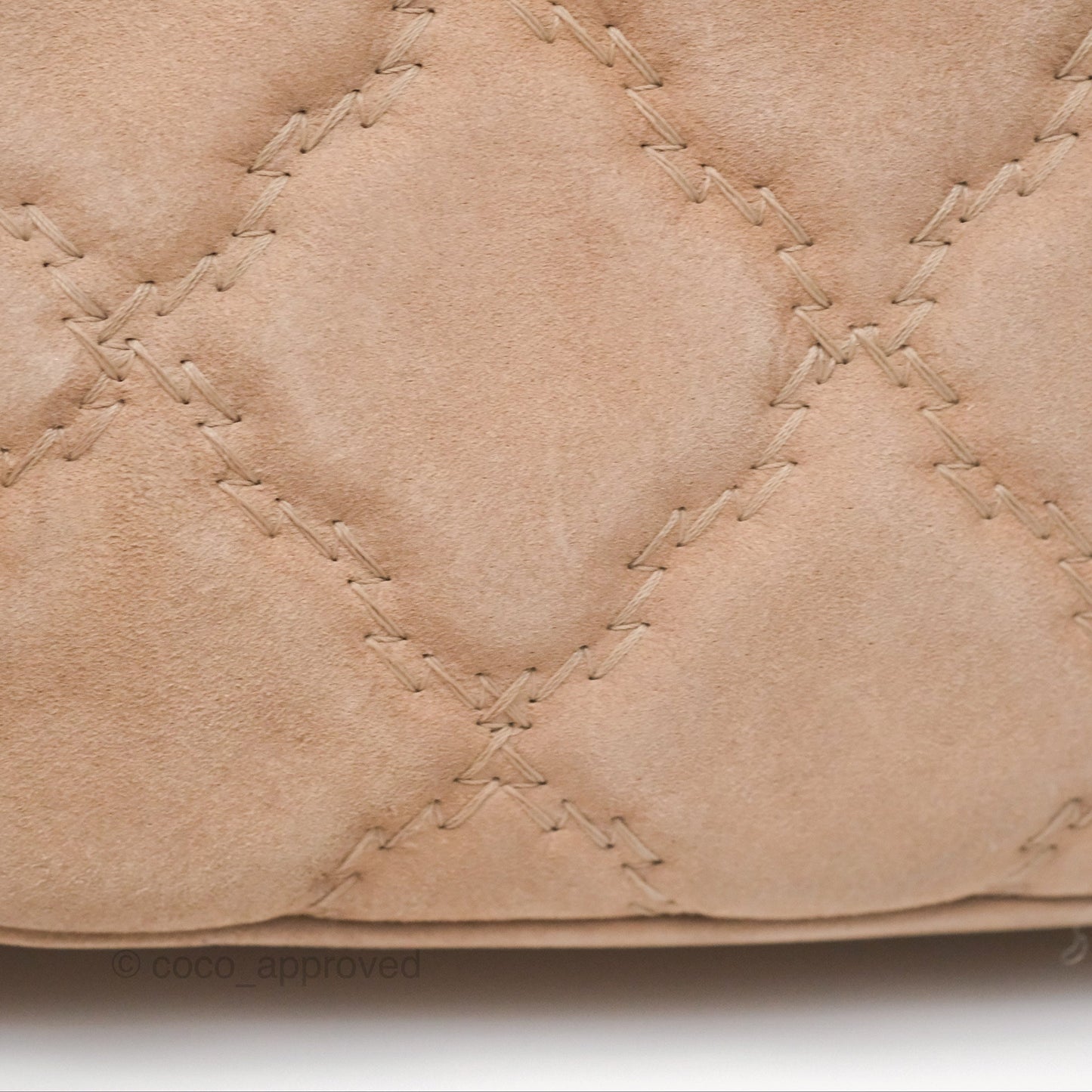 Chanel Double Stitch Hamptons Clutch With Chain Beige Washed Calfskin