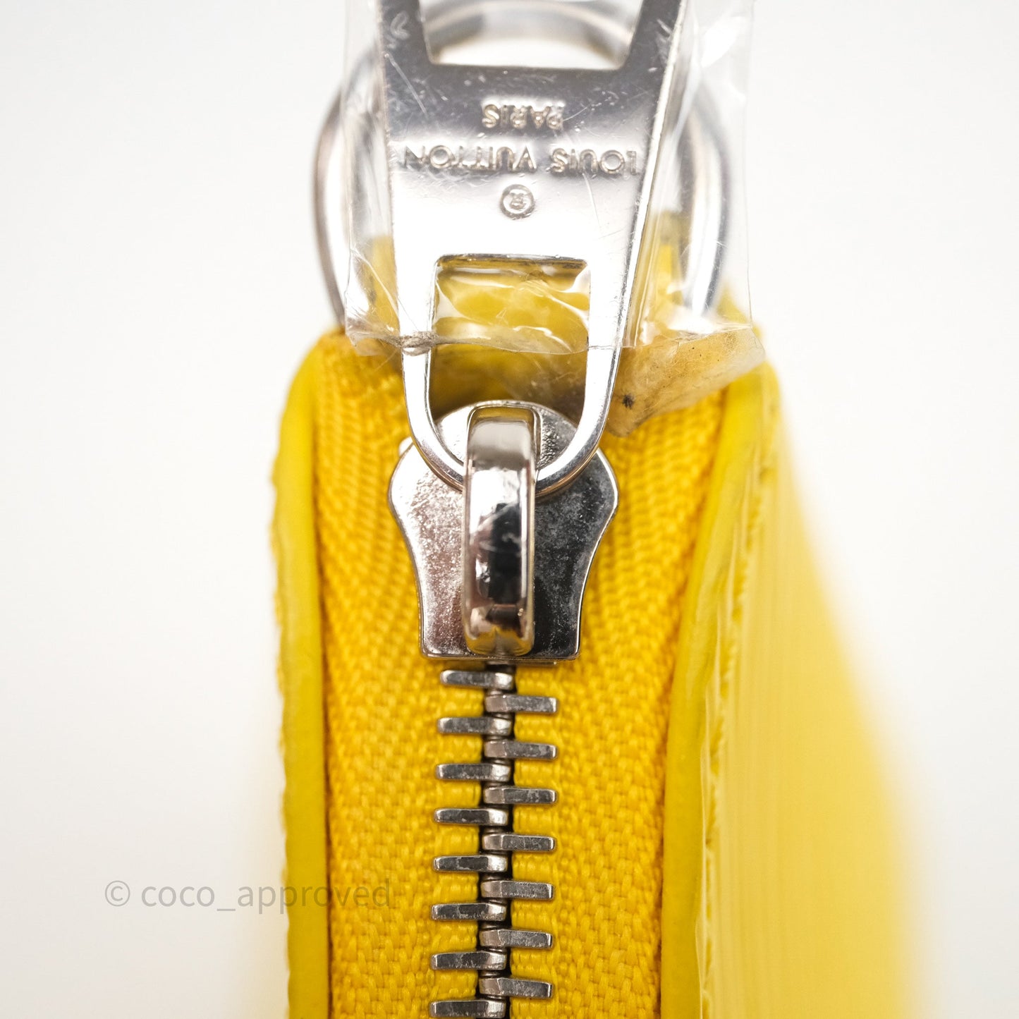 Louis Vuitton x Yayoi Kusama Epi Marellini Bag Infinity Dots Yellow Silver Hardware
