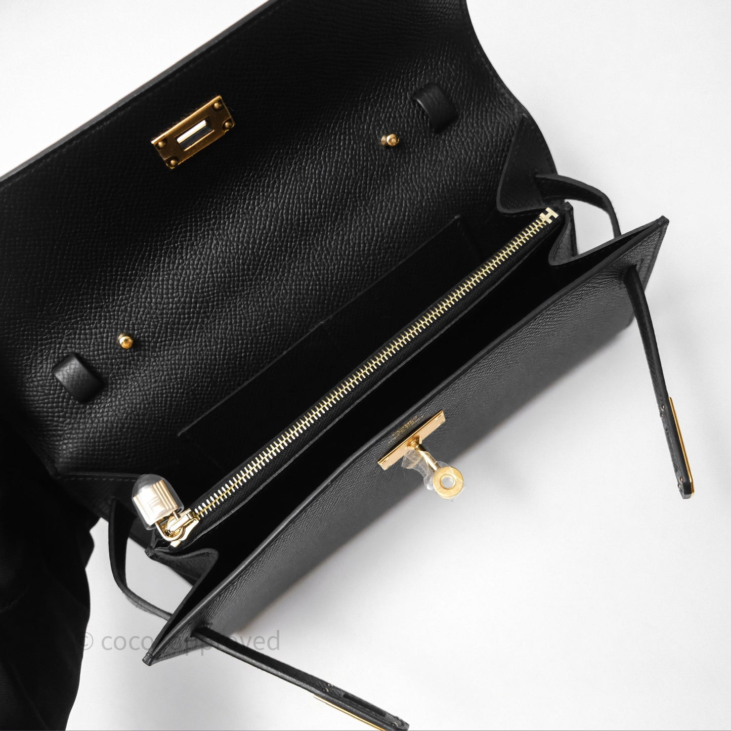 Hermès Kelly To Go Wallet Noir 89 Black Epsom Gold Hardware