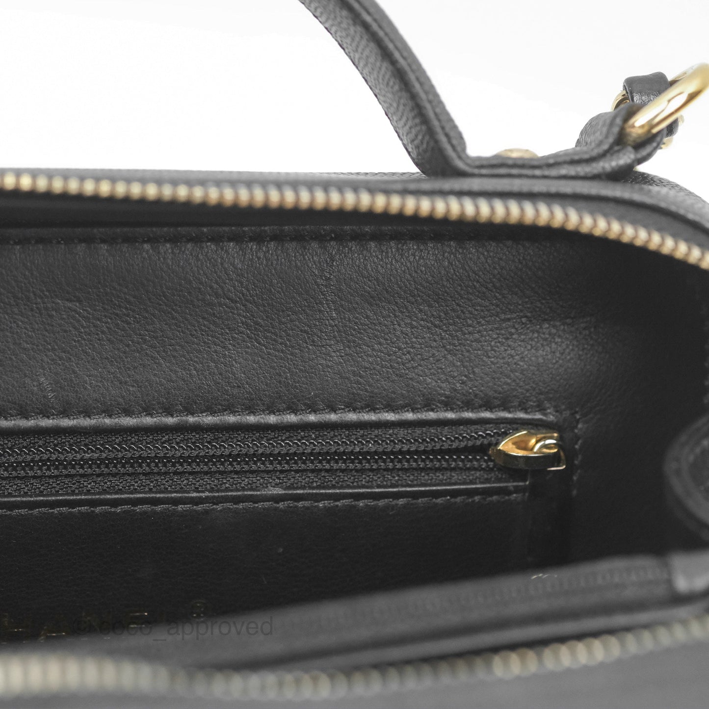 Chanel Quilted Medium CC Filigree Vanity Case Black Caviar Gold Hardware