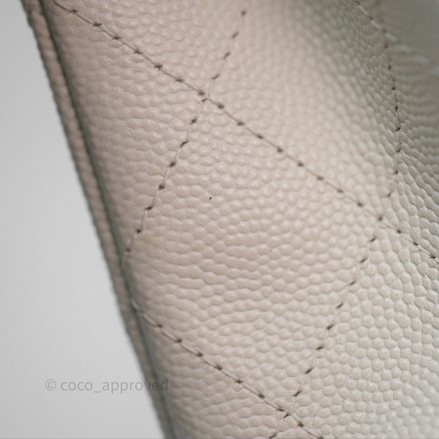 Chanel M/L Medium Classic Flap Quilted White Caviar Gold Hardware